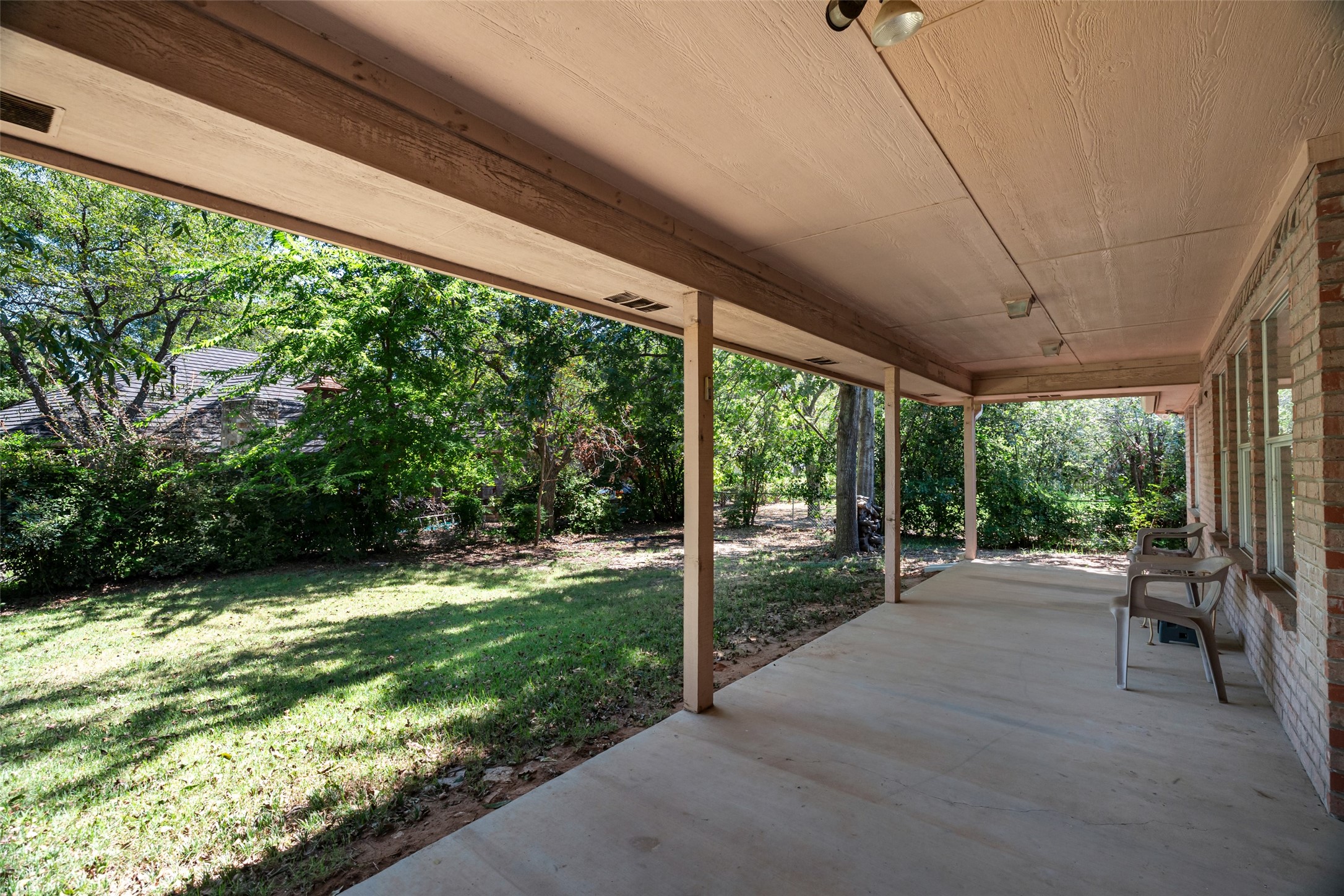 8911 Magnolia Vale Drive