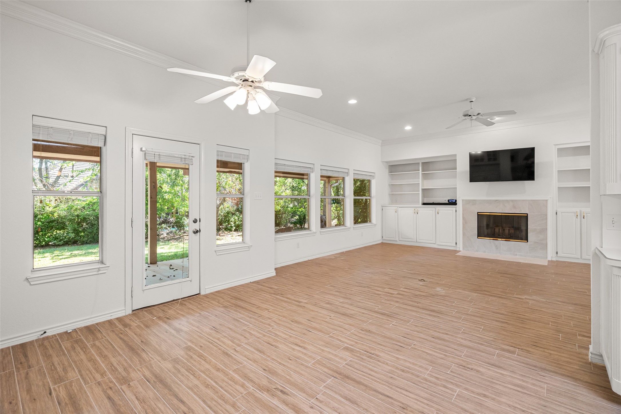 8911 Magnolia Vale Drive