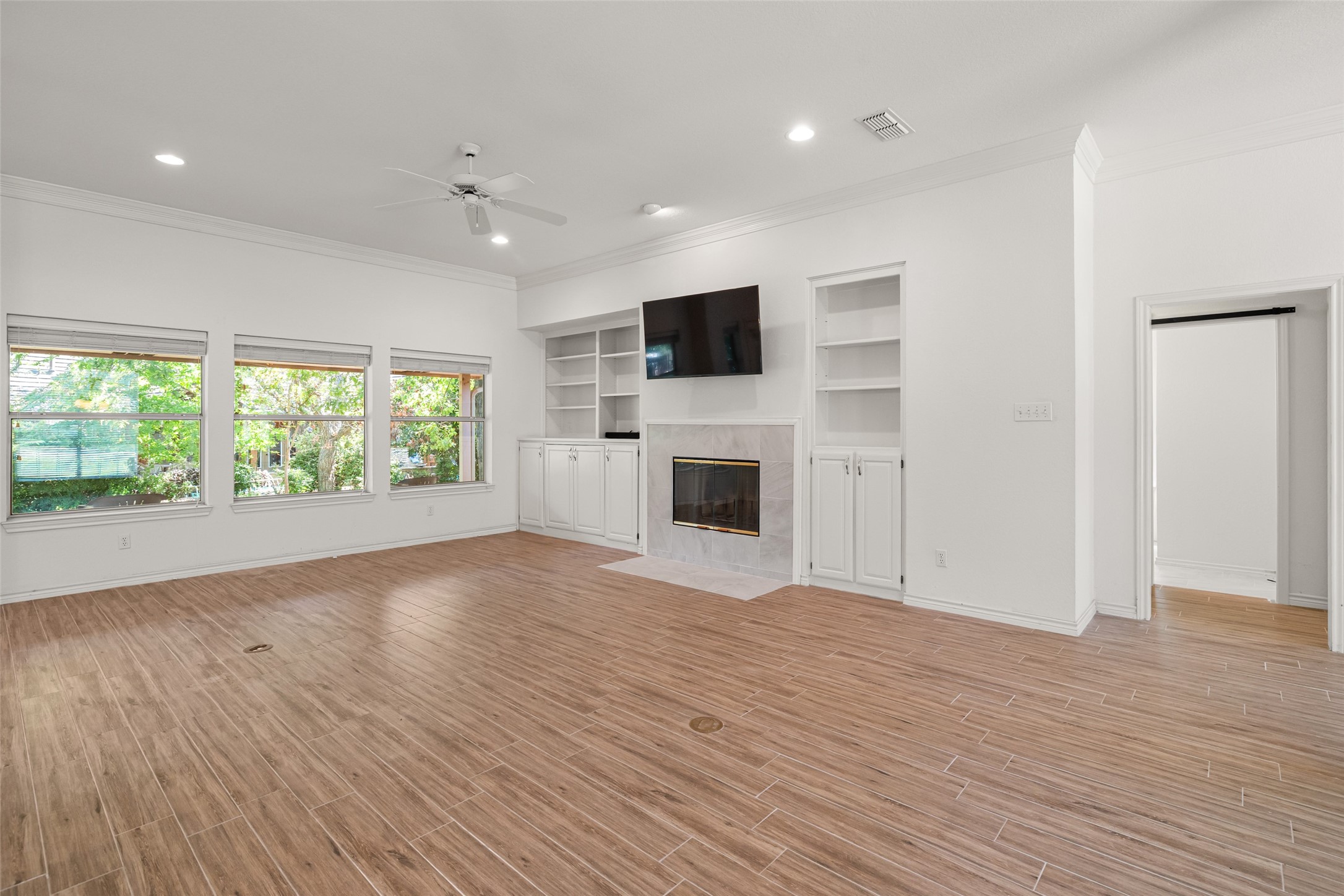 8911 Magnolia Vale Drive