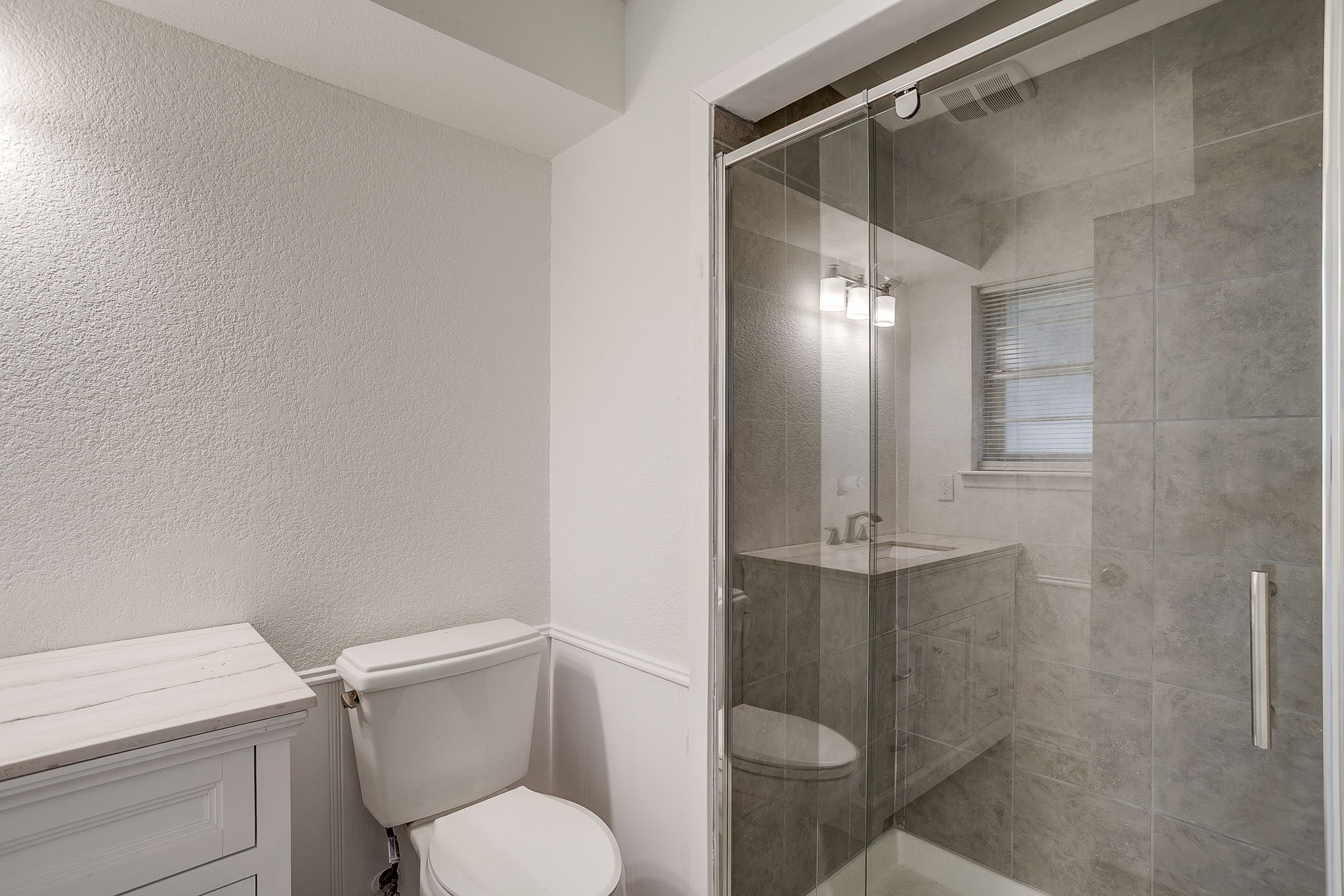 2728 Foxcroft Circle