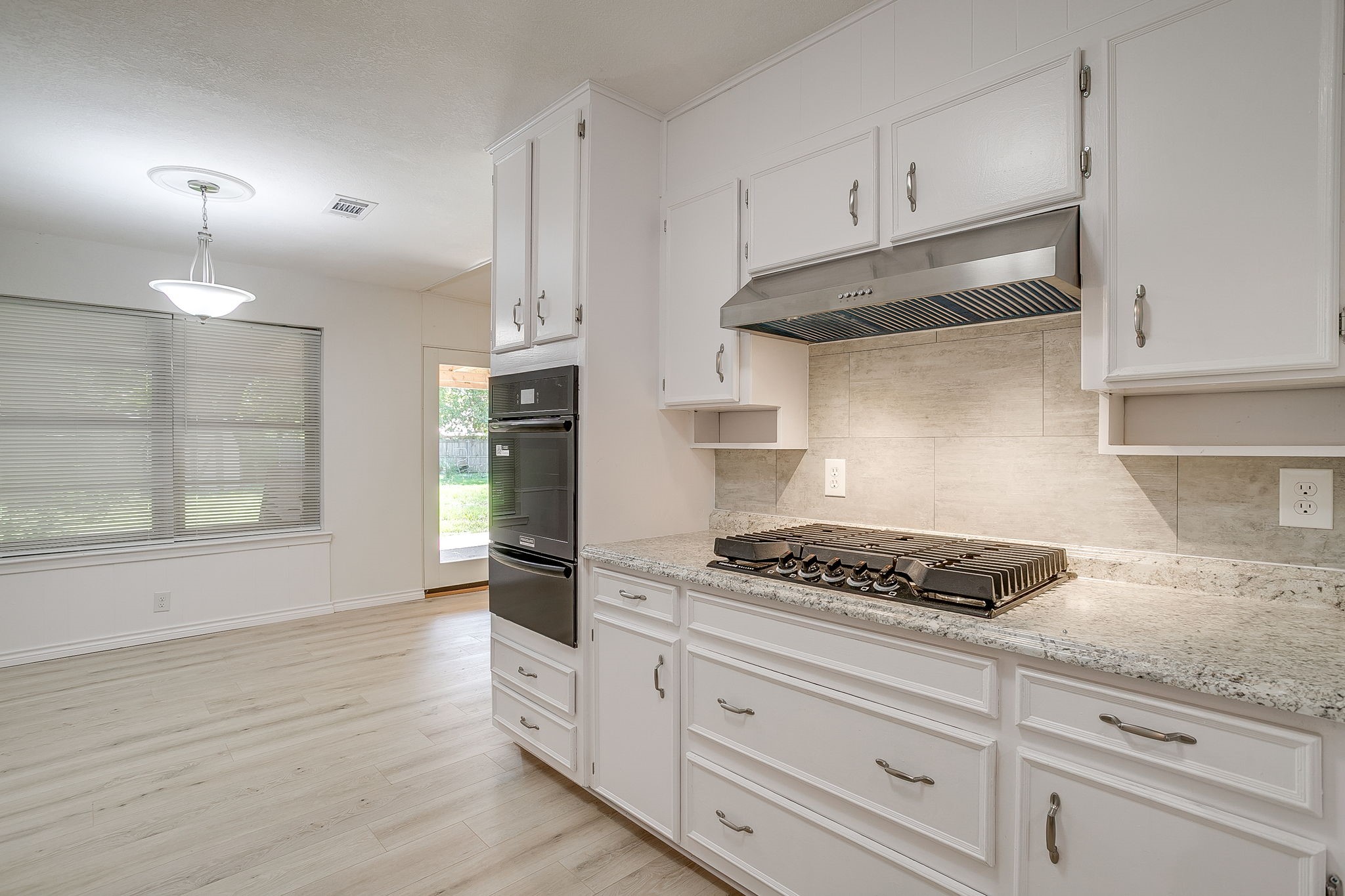 2728 Foxcroft Circle