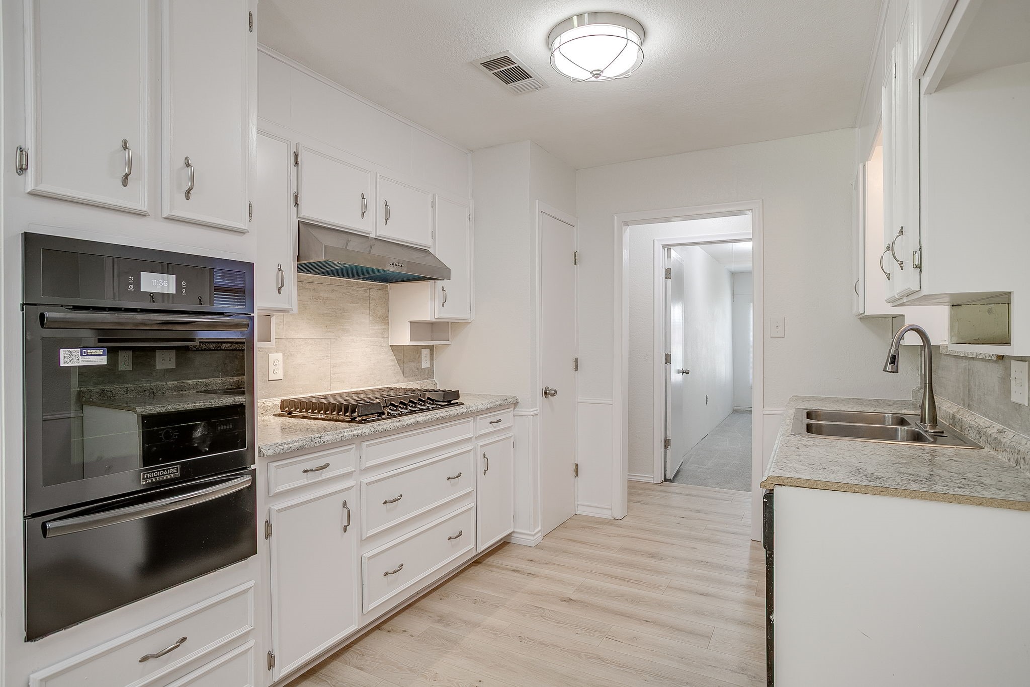 2728 Foxcroft Circle