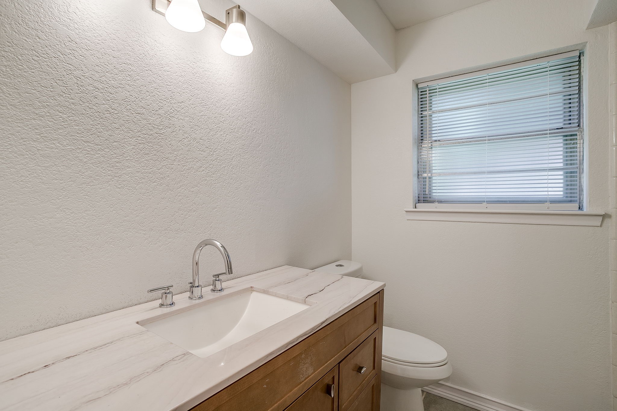 2728 Foxcroft Circle