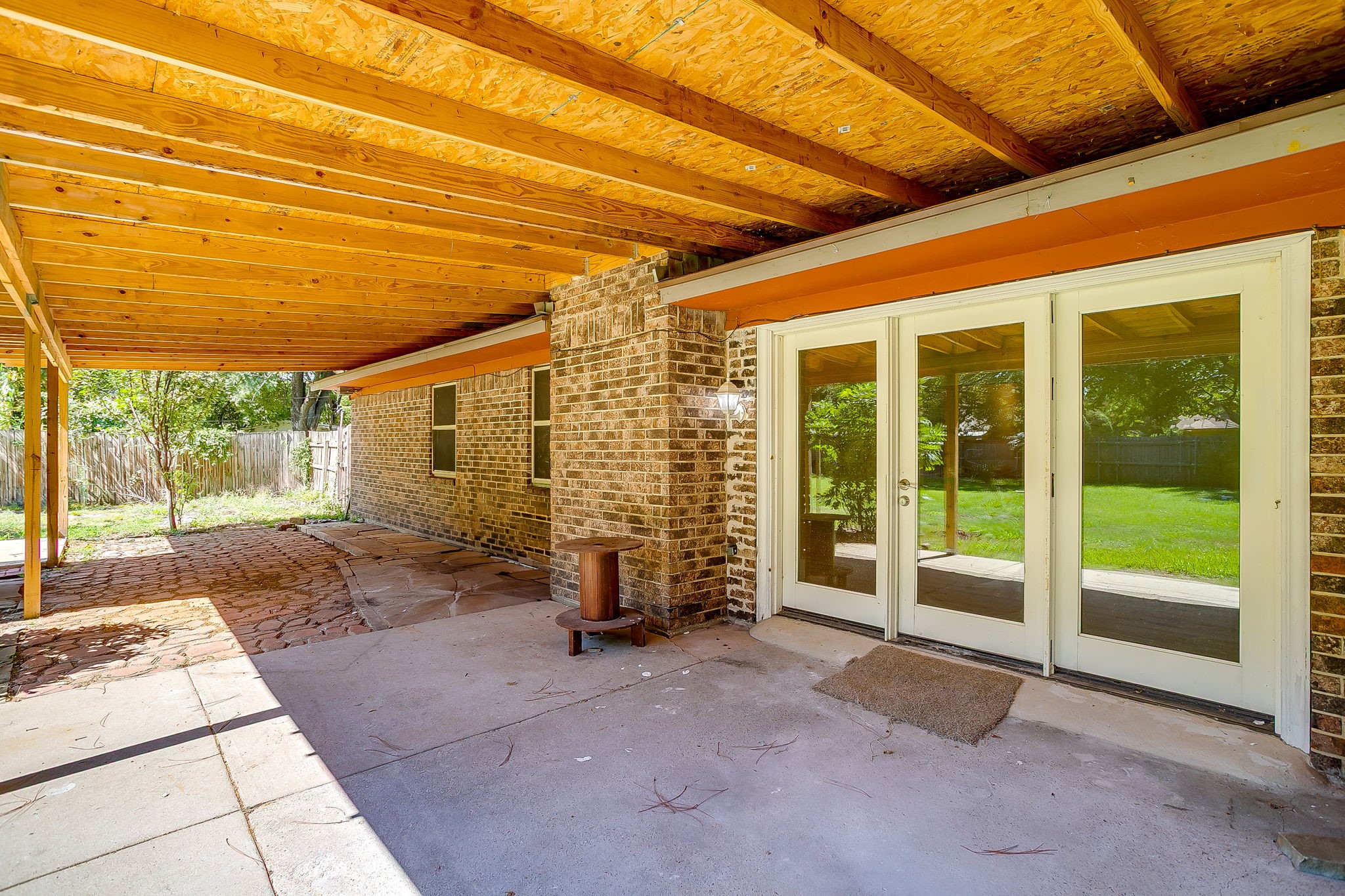 2728 Foxcroft Circle