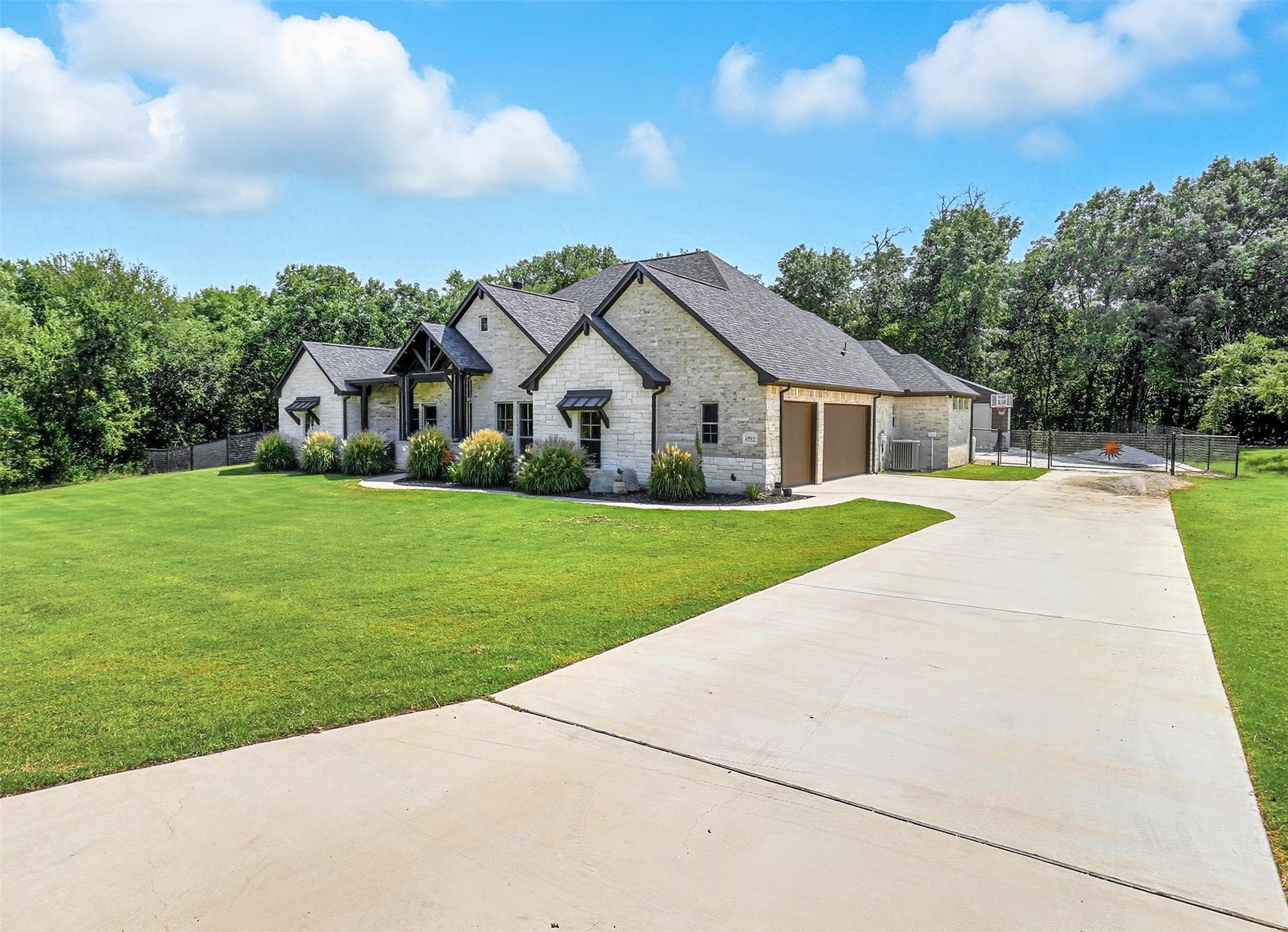 2021 Shady Creek Crossing