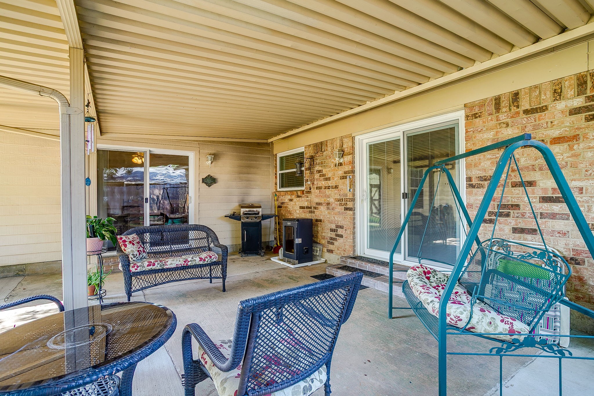 2032 Meadow Glen