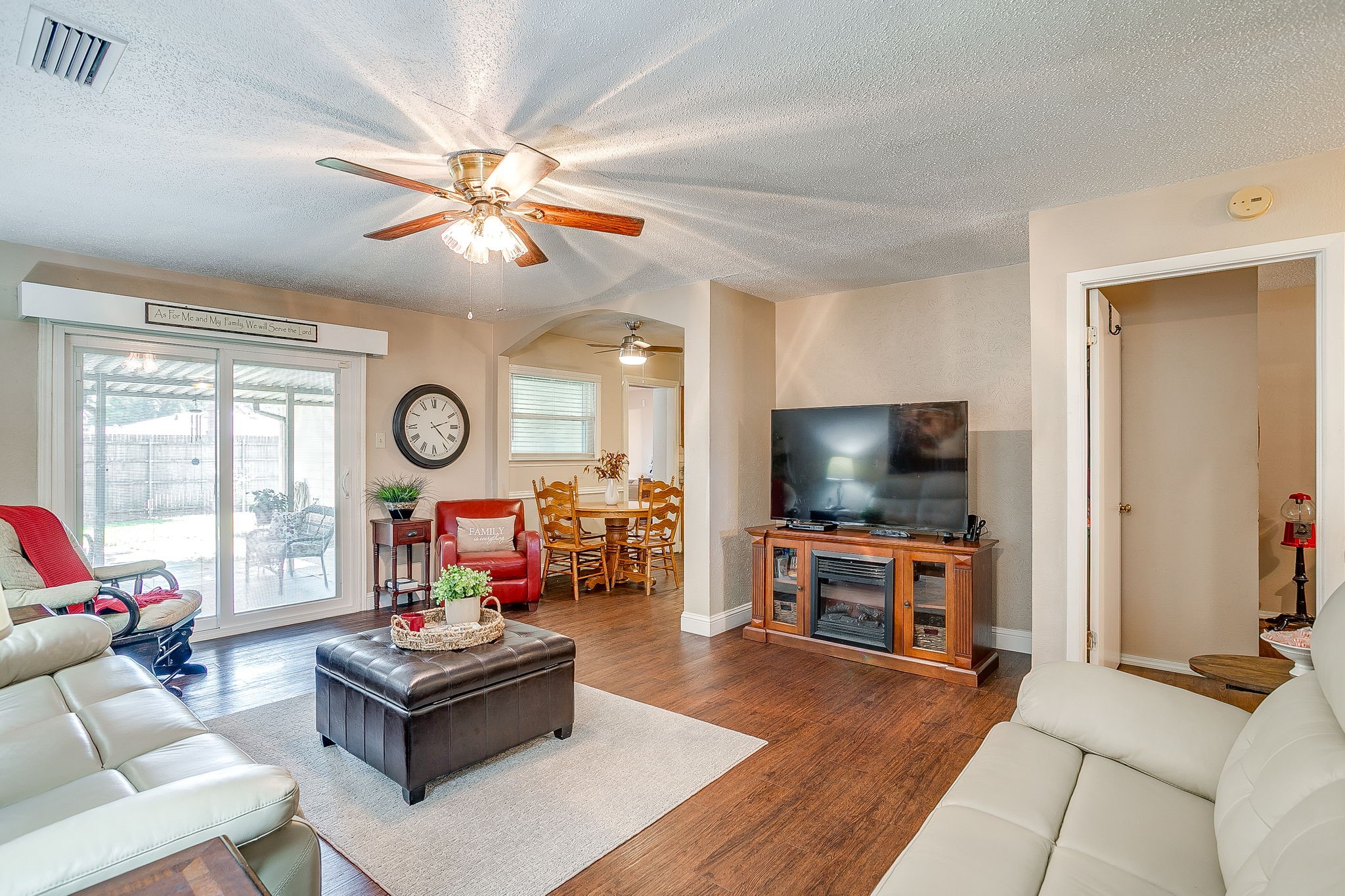 2032 Meadow Glen
