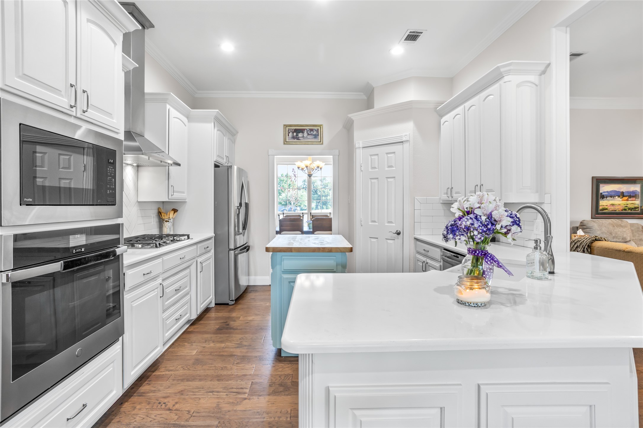 2300 Sandstone Court