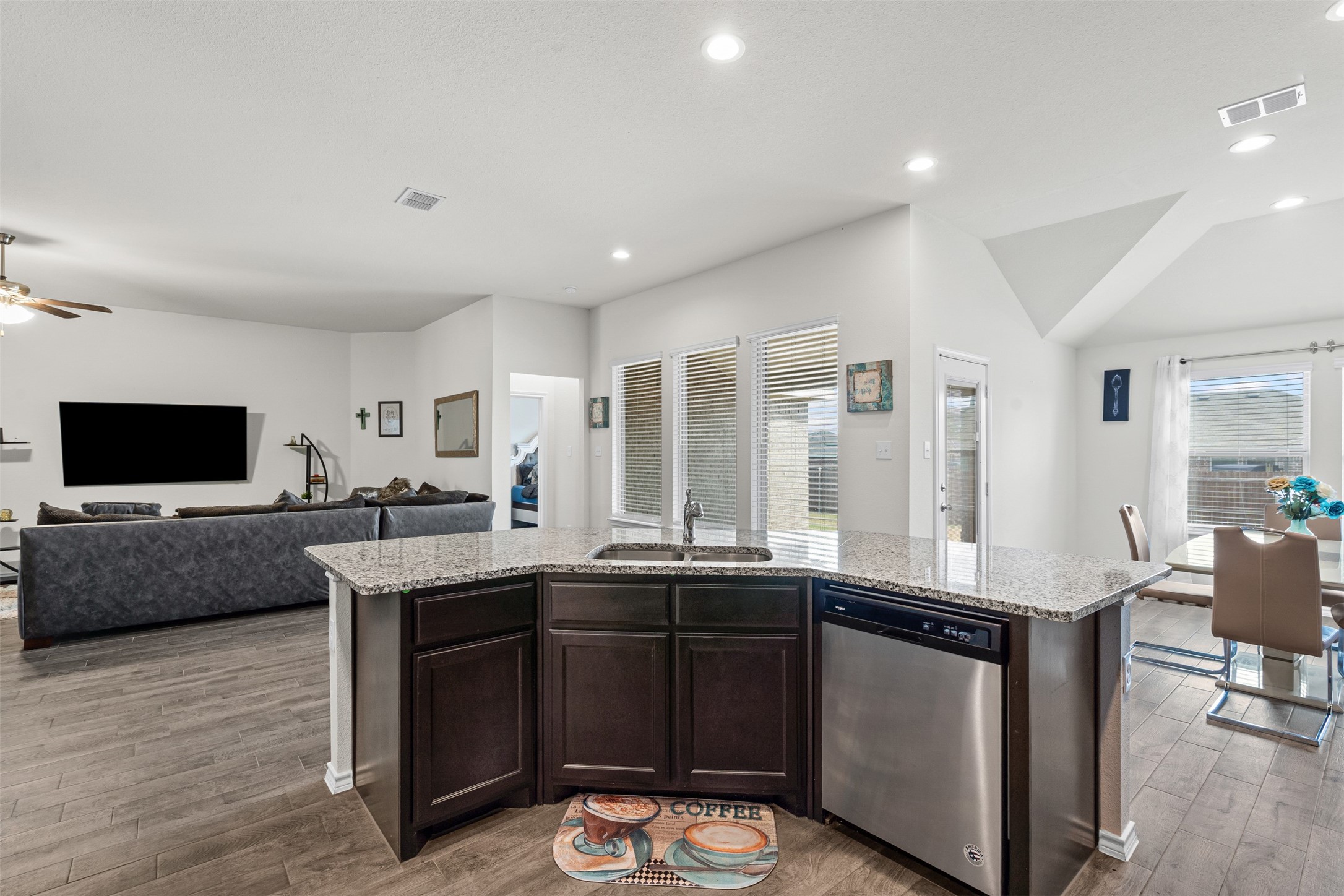 6528 Boot Jack Drive