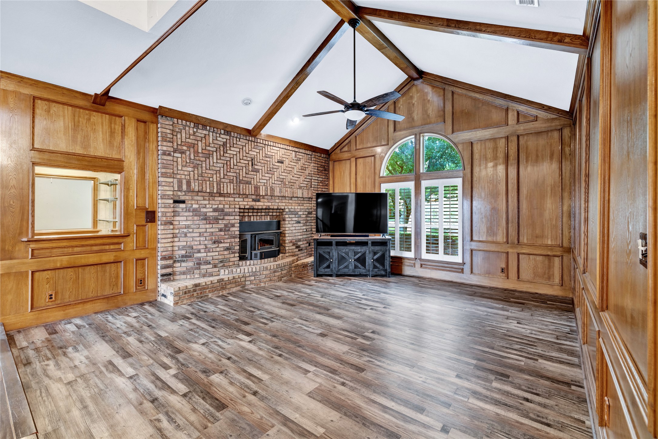 1421 Plantation Drive N