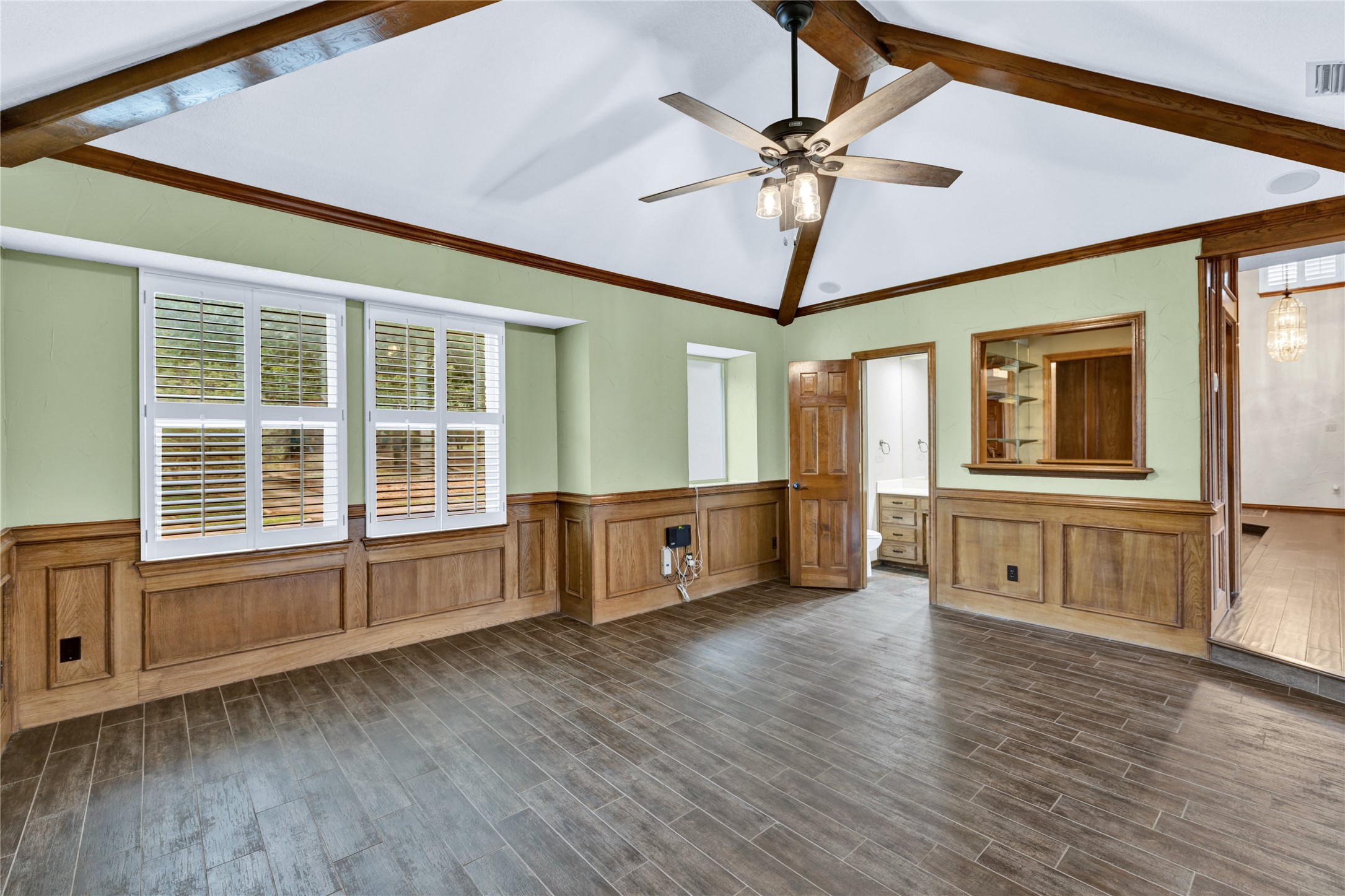 1421 Plantation Drive N