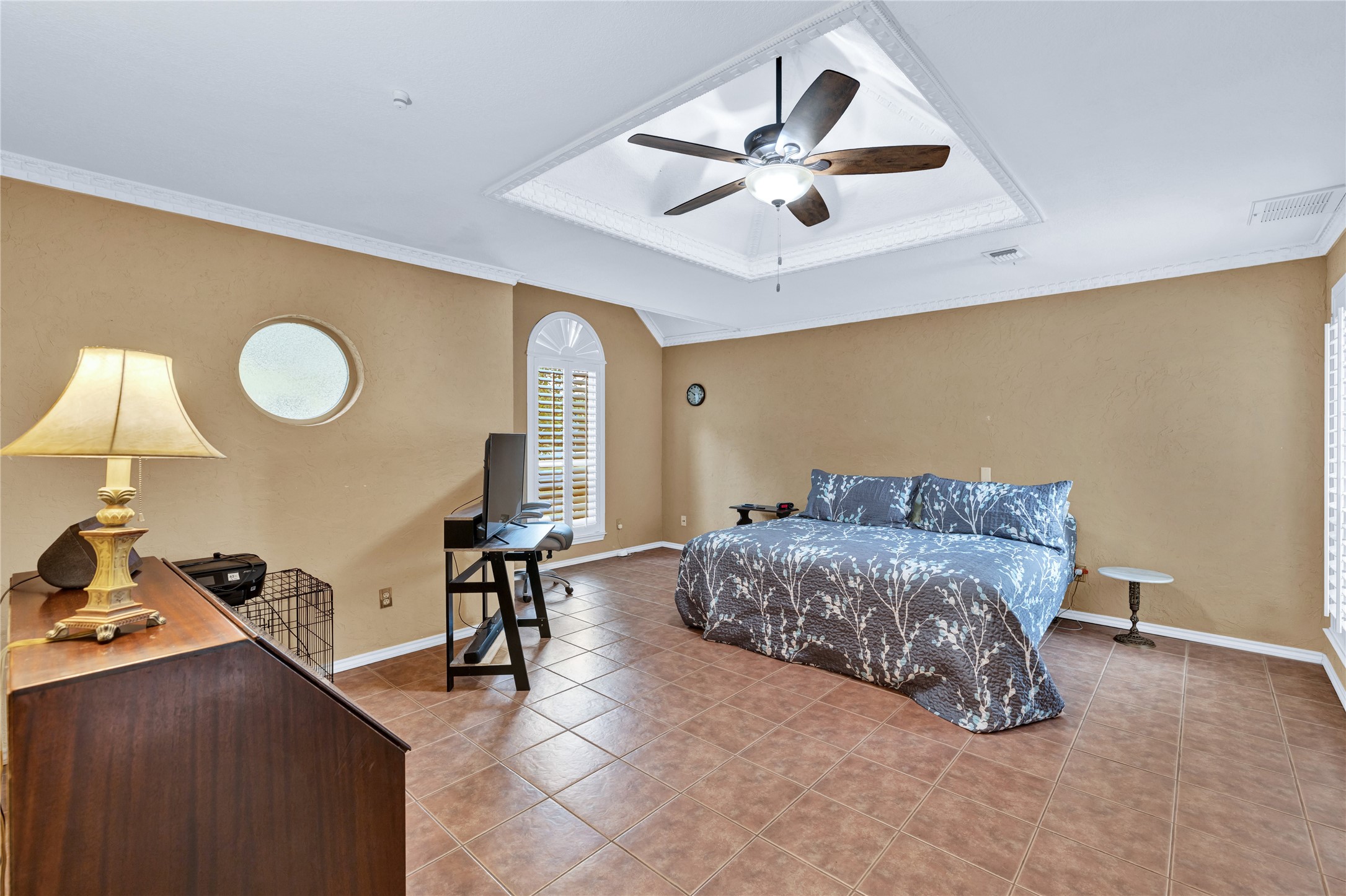 1421 Plantation Drive N