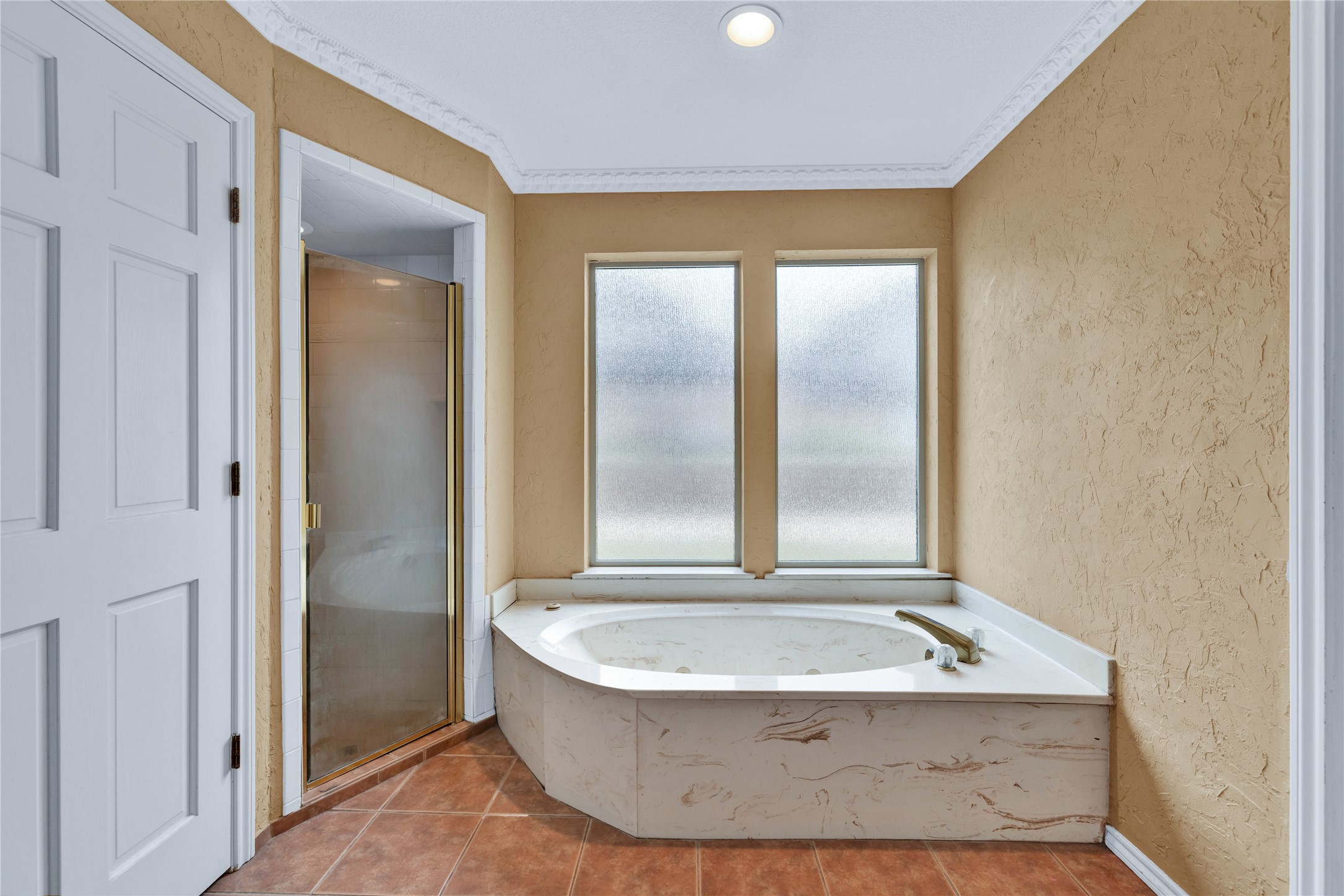 1421 Plantation Drive N