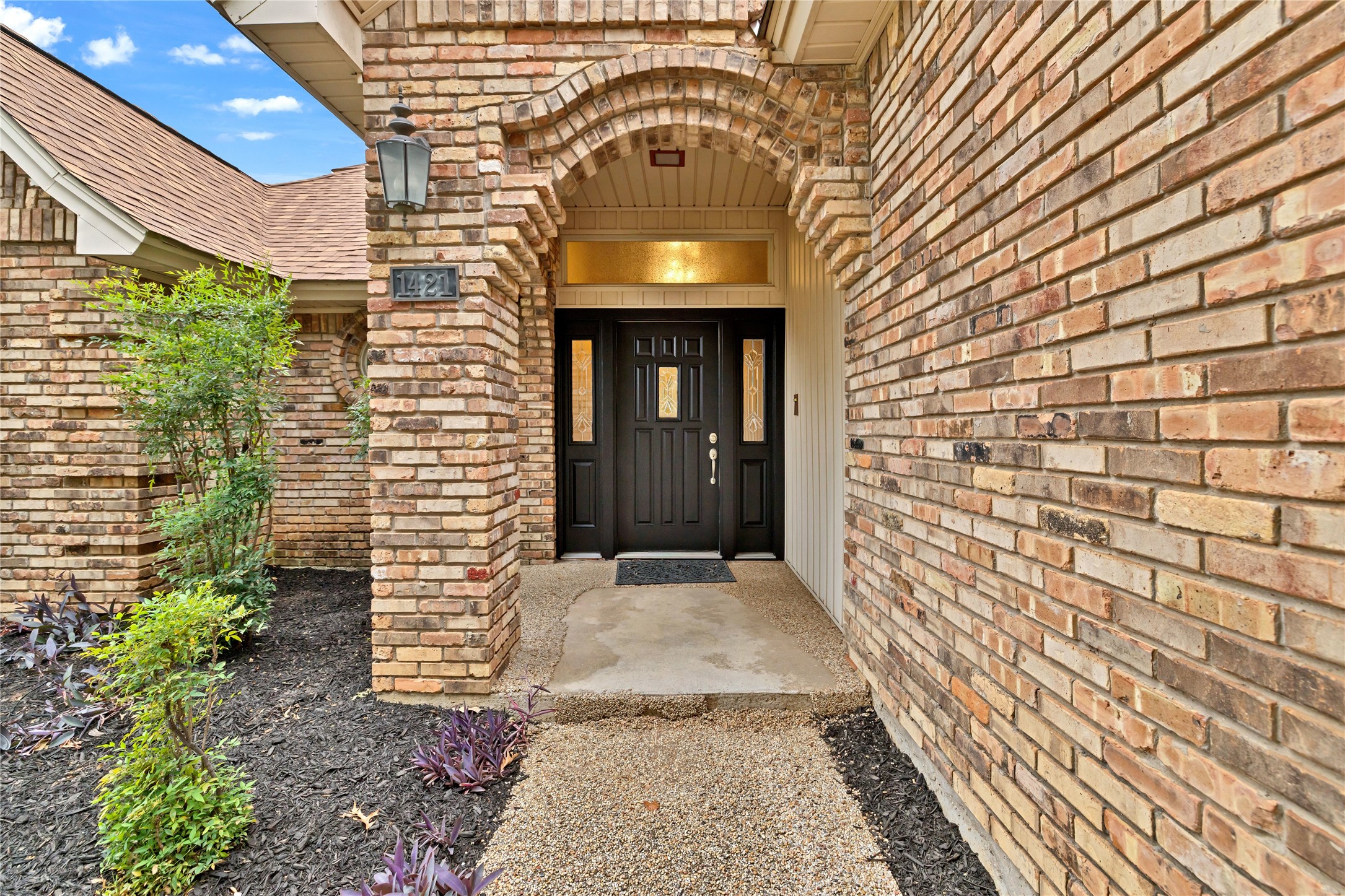 1421 Plantation Drive N