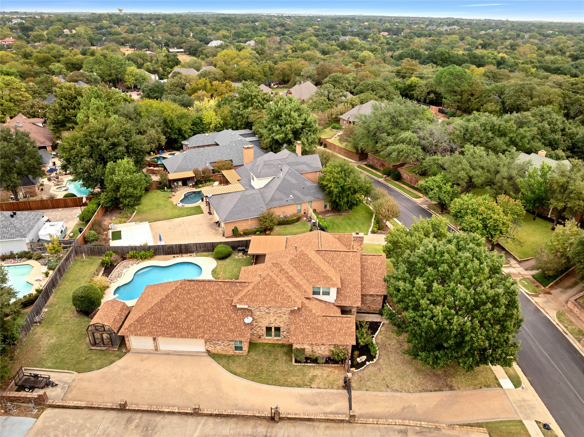 1421 Plantation Drive N