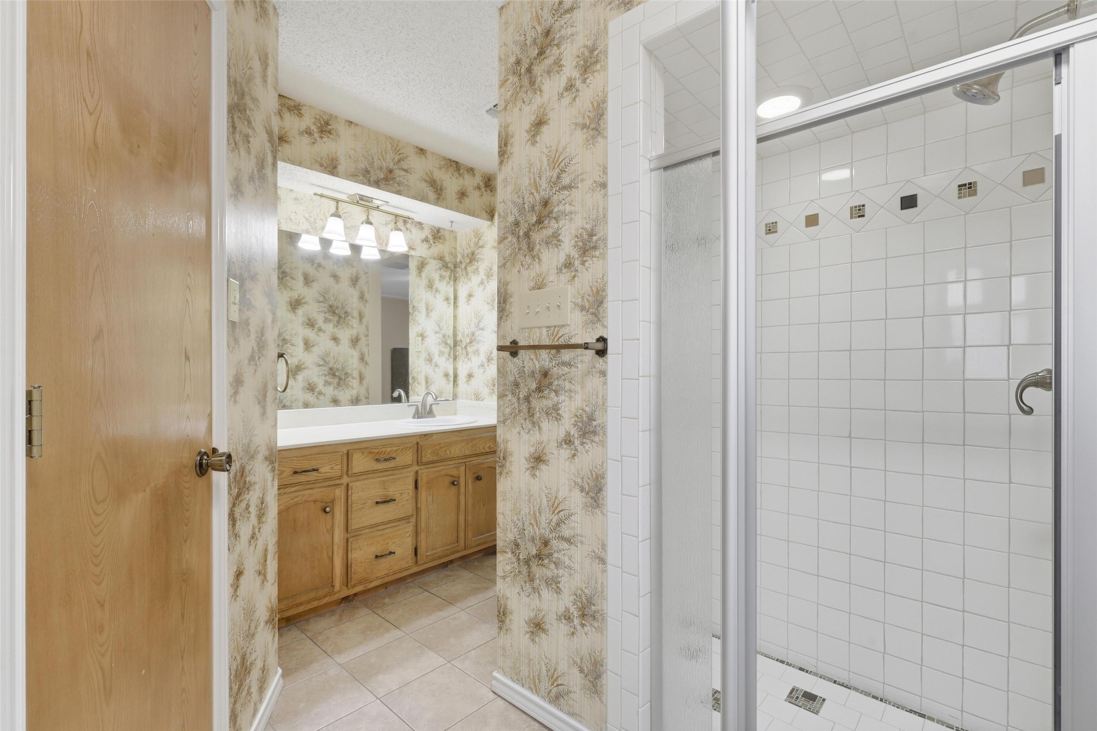 105 Alsbury Boulevard