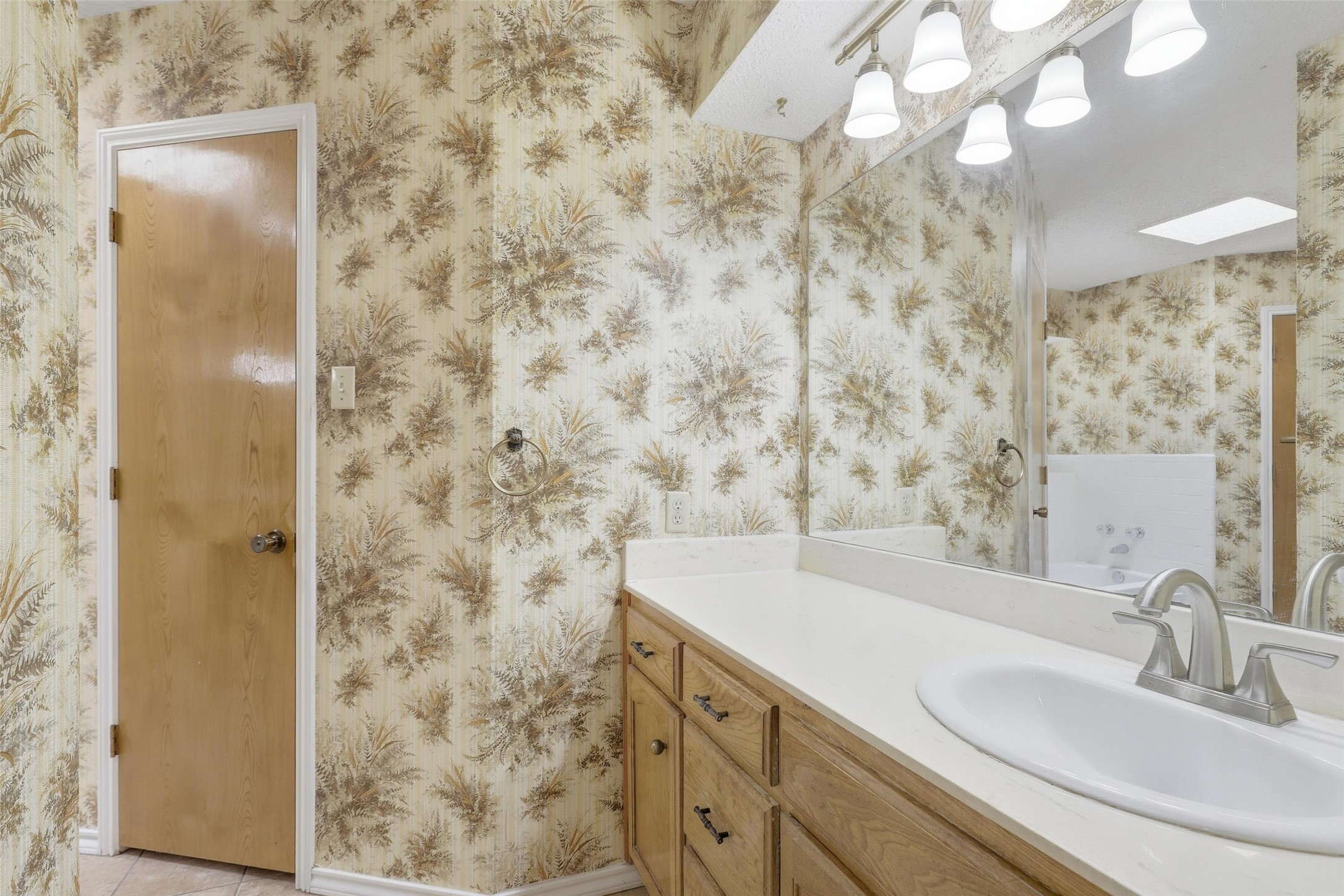 105 Alsbury Boulevard