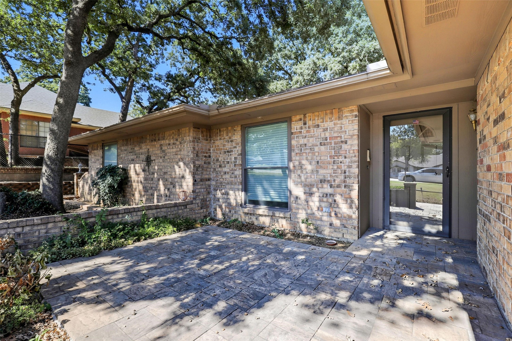 105 Alsbury Boulevard