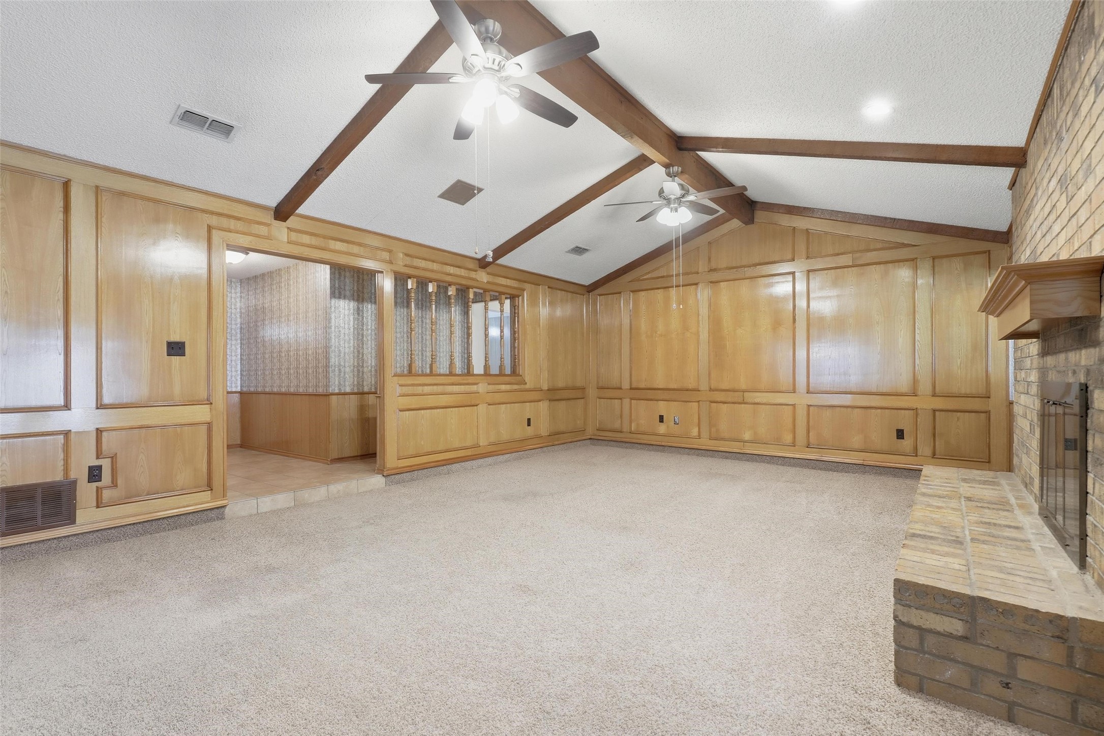 105 Alsbury Boulevard