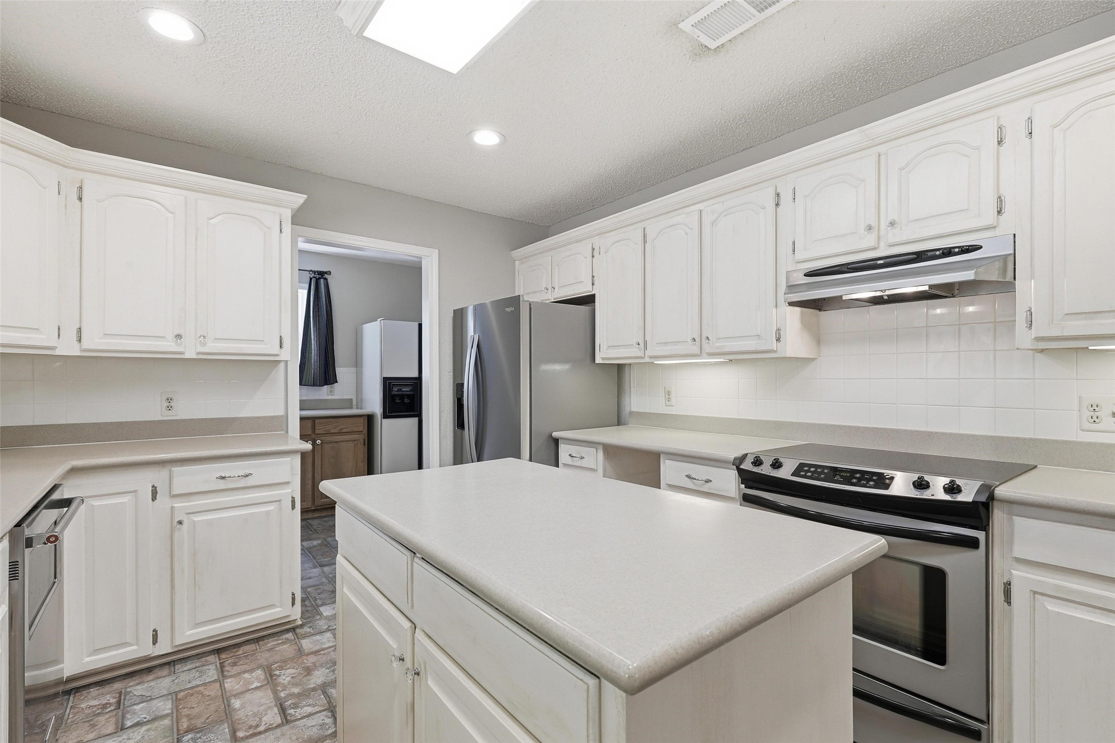 6140 Dick Price Road