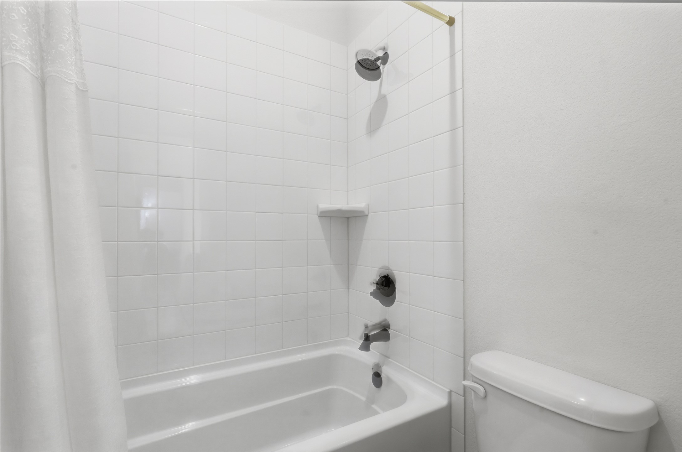 3216 Signal Hill Drive