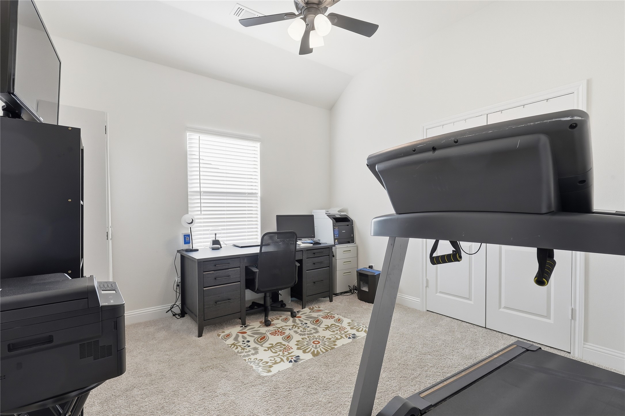 3216 Signal Hill Drive