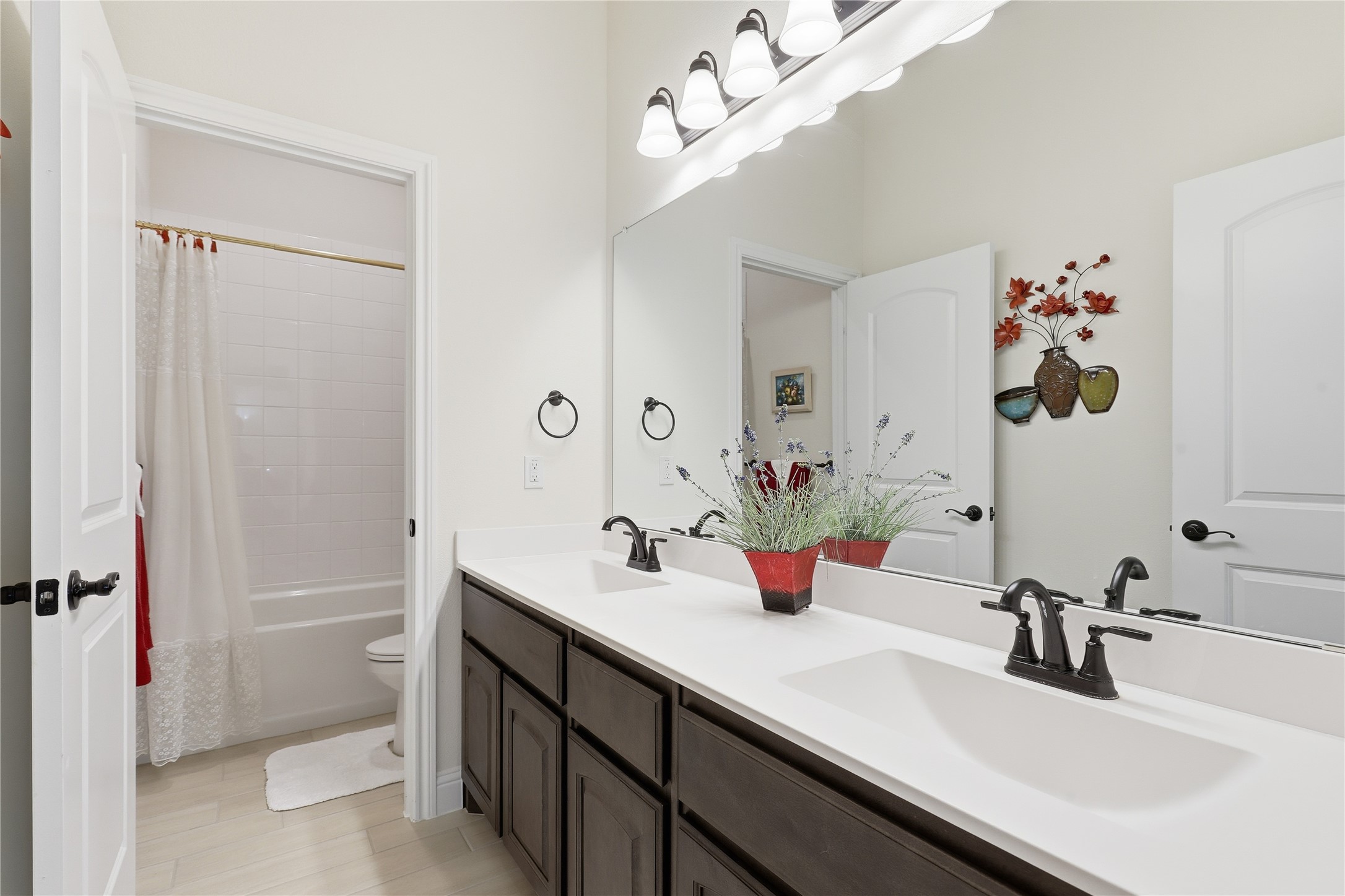 3216 Signal Hill Drive