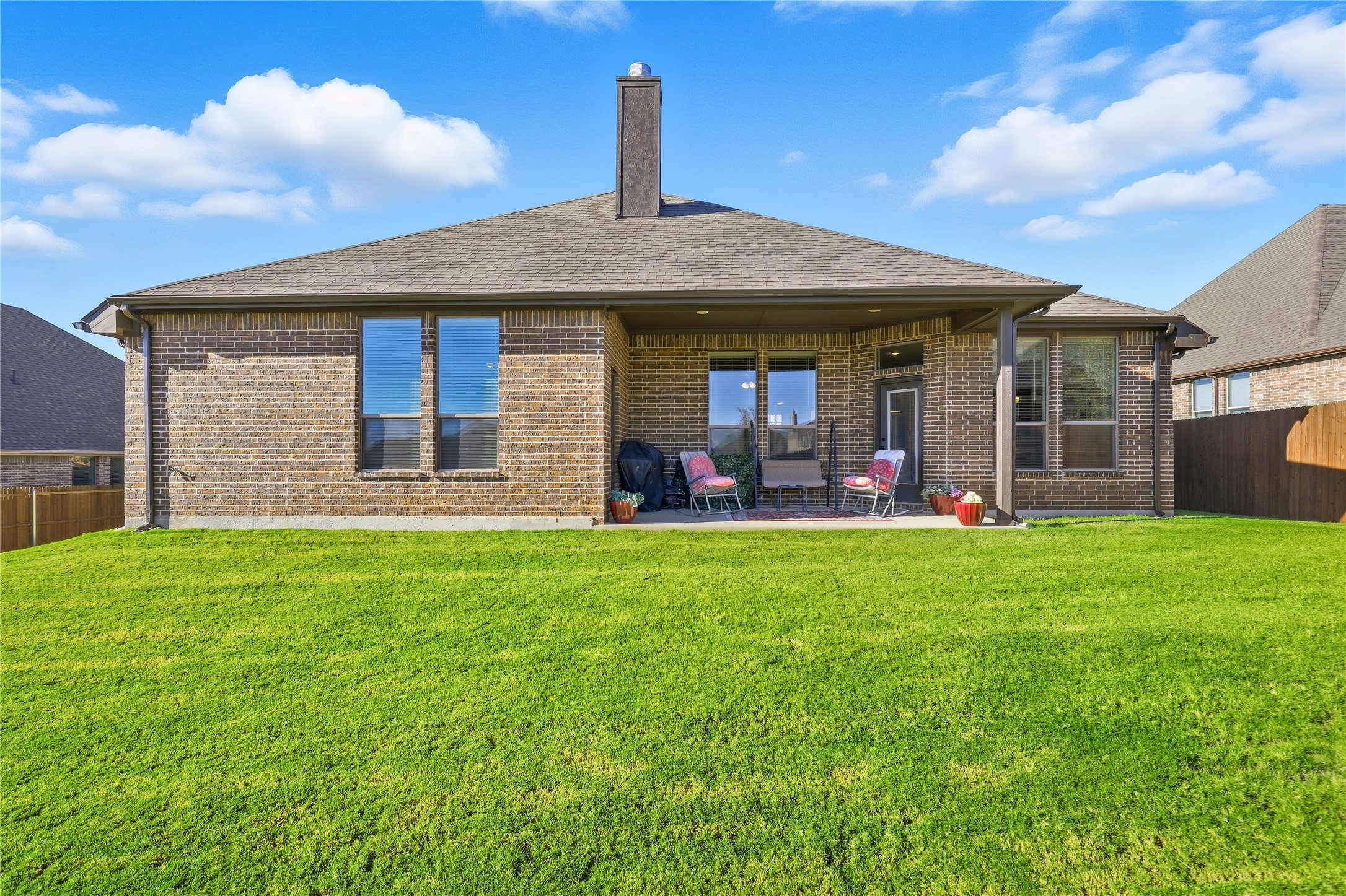 3216 Signal Hill Drive