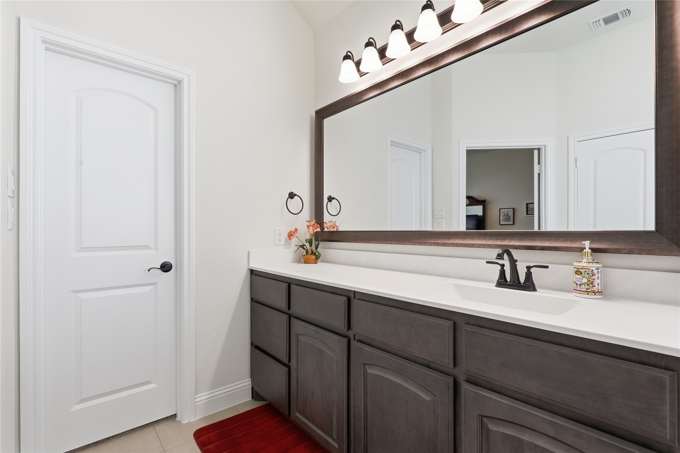 3216 Signal Hill Drive