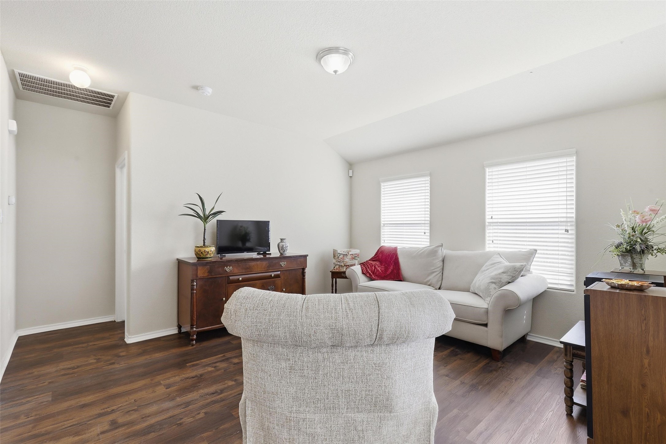 1141 Wellesbourne Lane