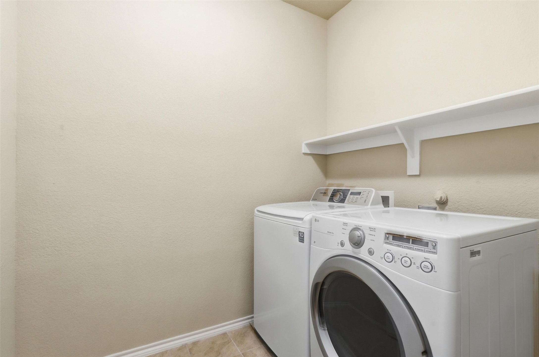 1141 Wellesbourne Lane