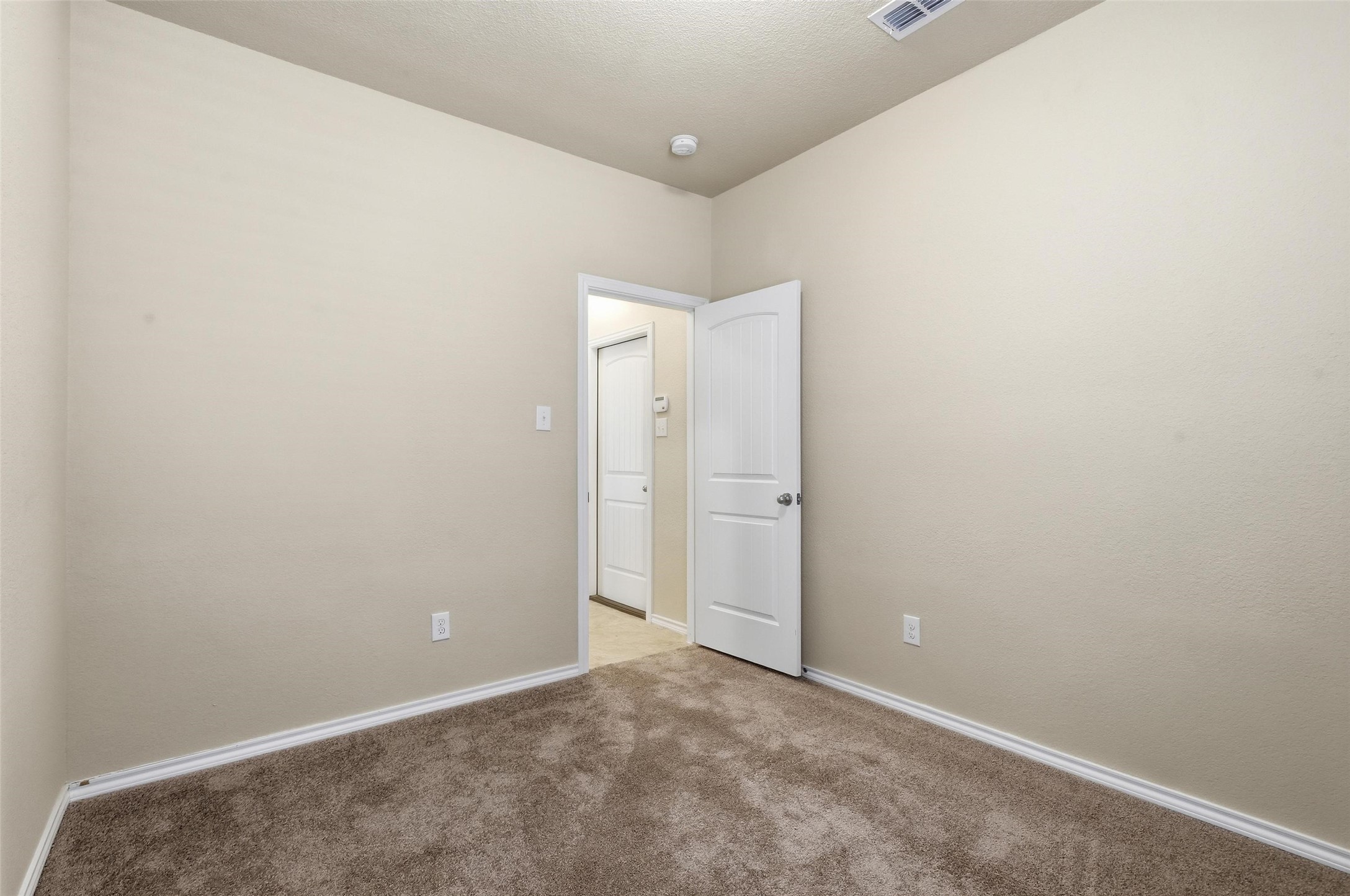 1141 Wellesbourne Lane