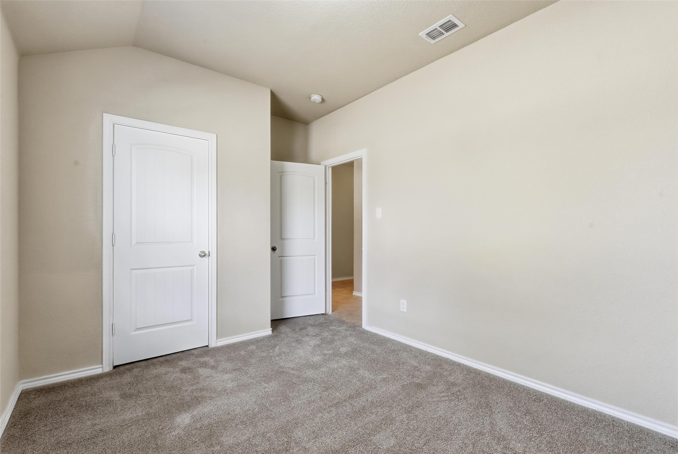 1141 Wellesbourne Lane