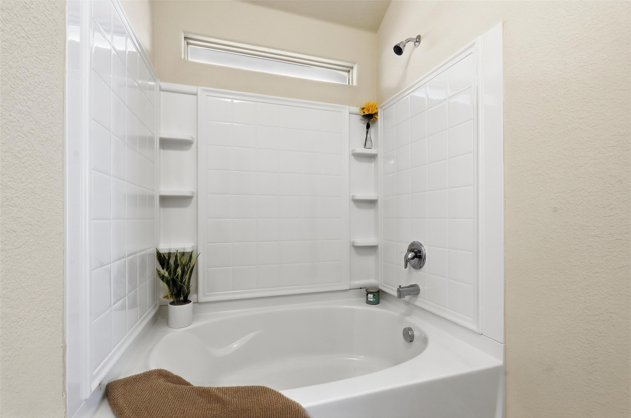 1141 Wellesbourne Lane