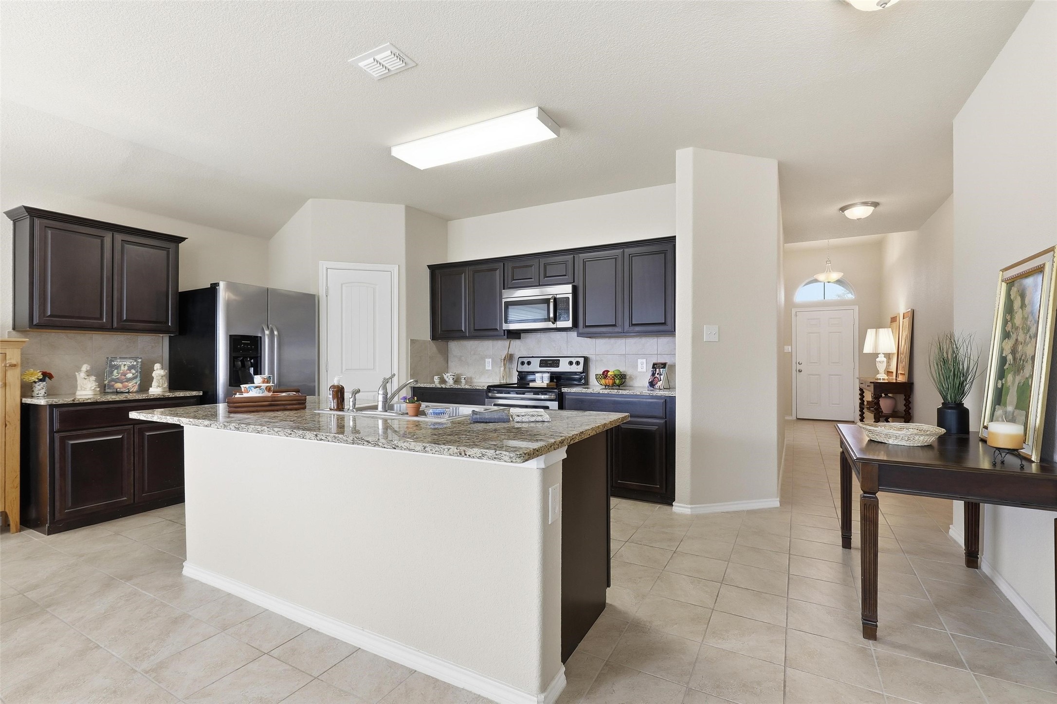 1141 Wellesbourne Lane