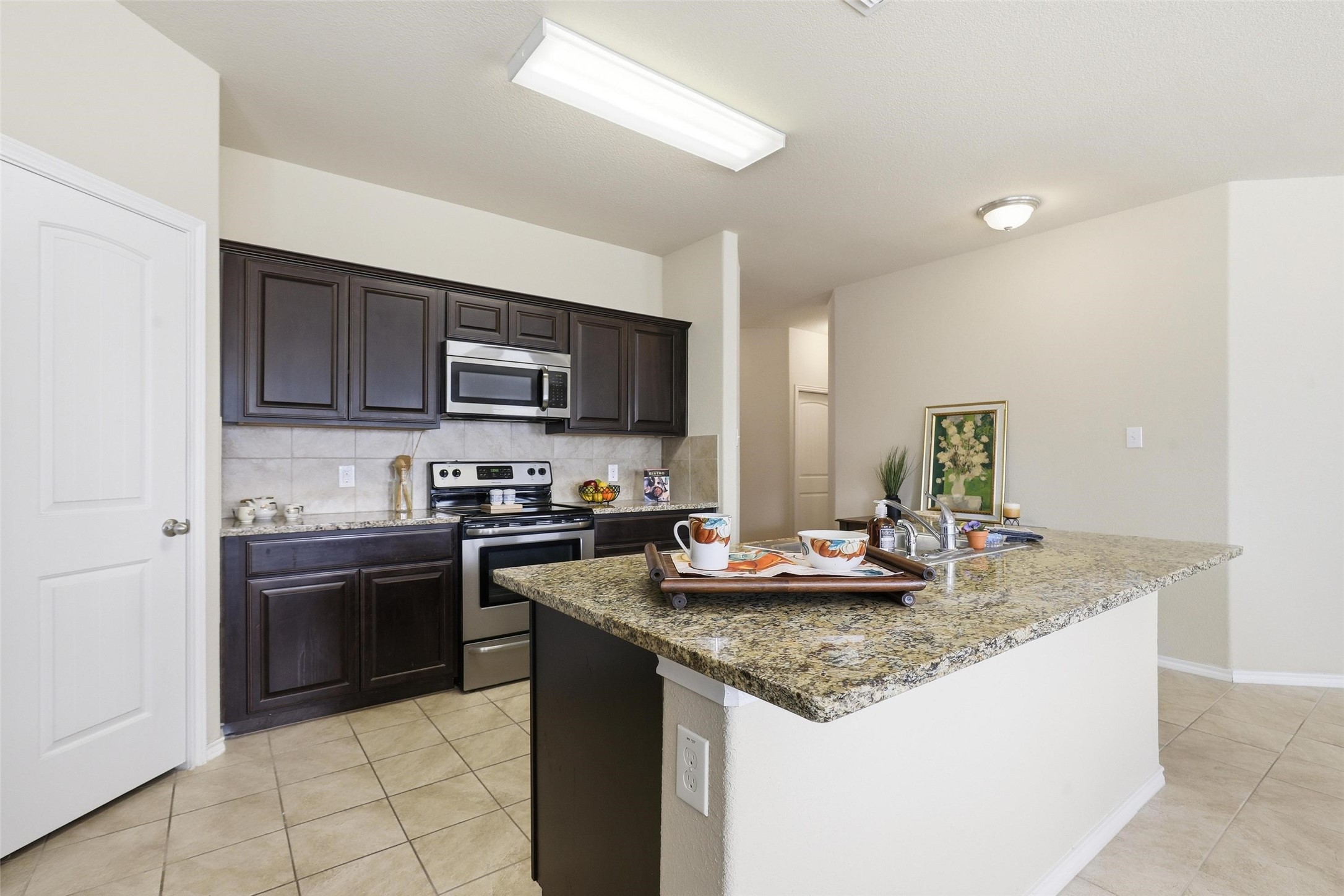 1141 Wellesbourne Lane