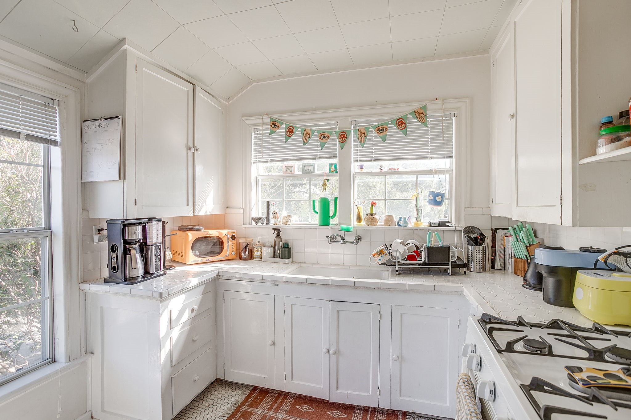 4339 Pershing Avenue