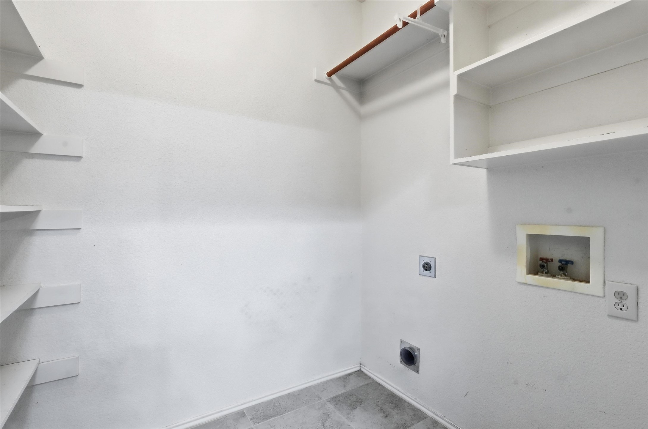 12141 Bellegrove Road