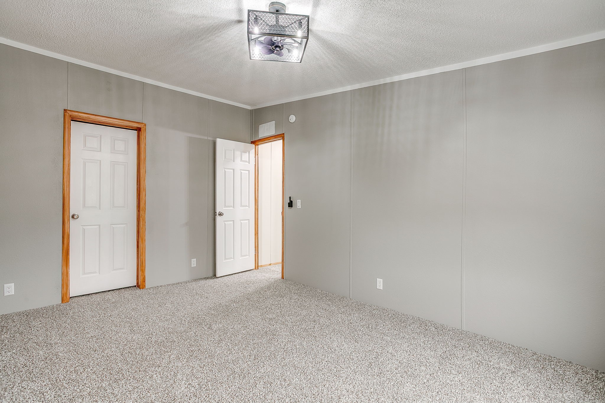 11609 Hardwood Court