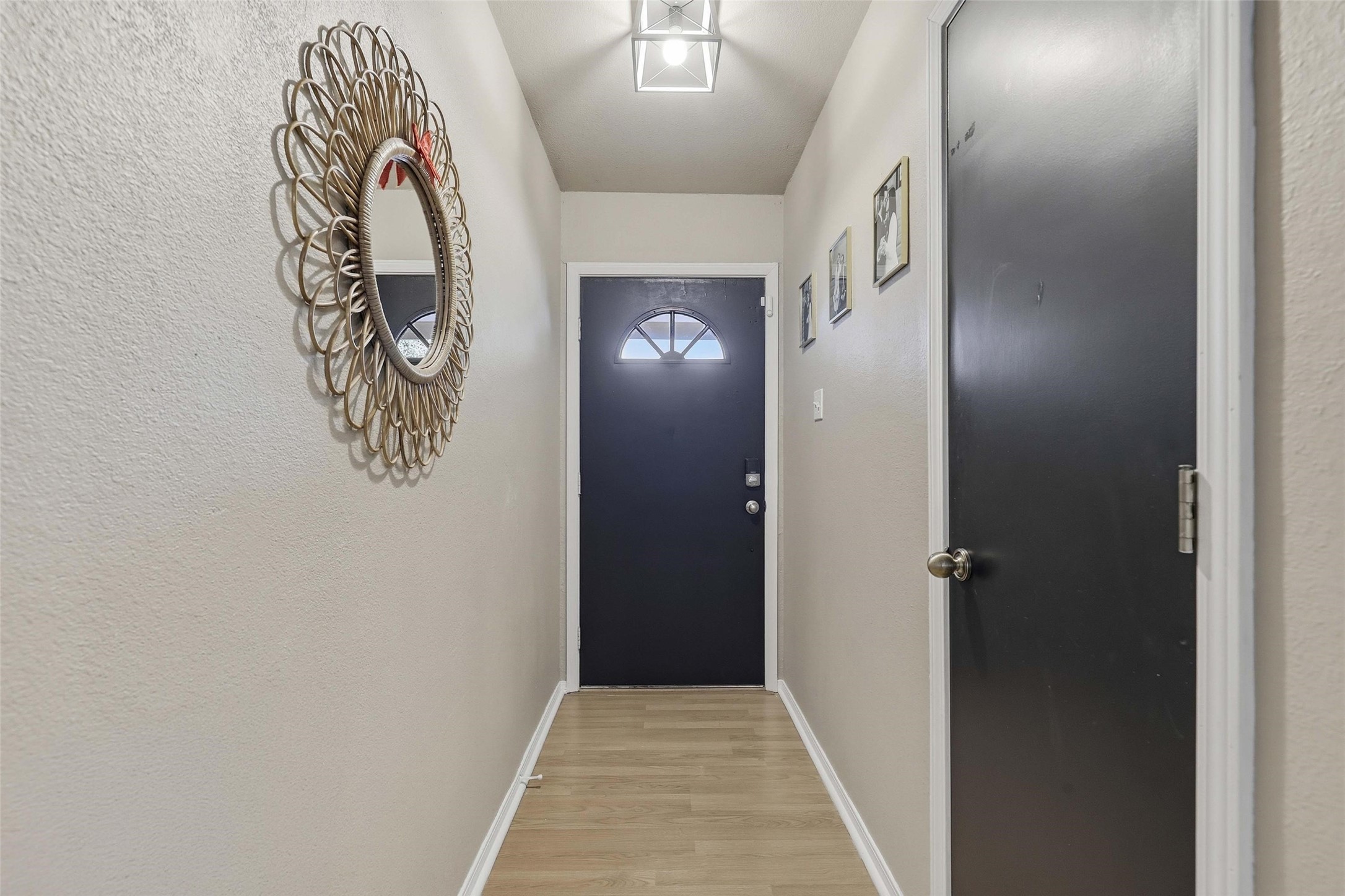 713 Crestview Drive