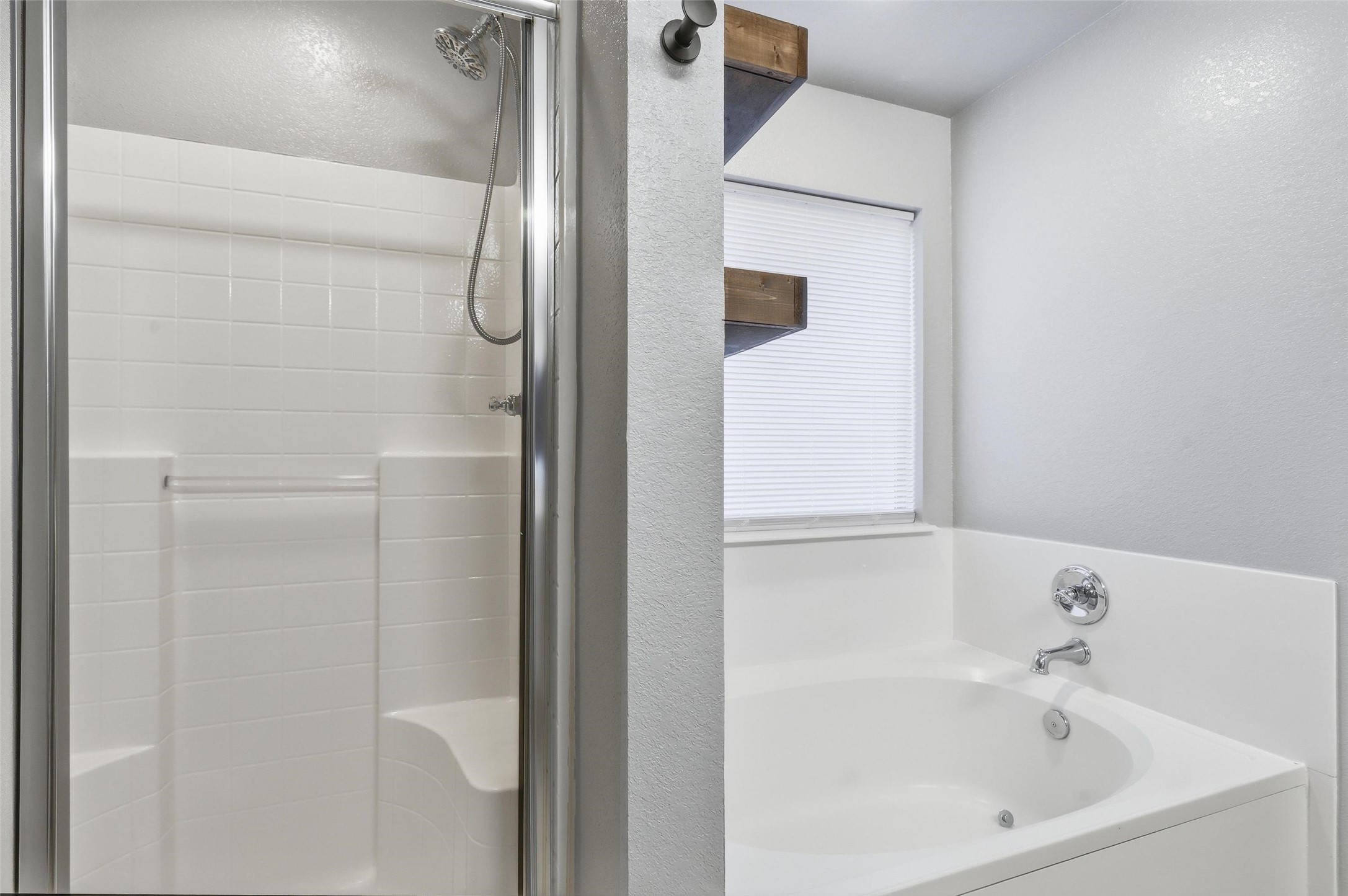 413 Lighthouse Court