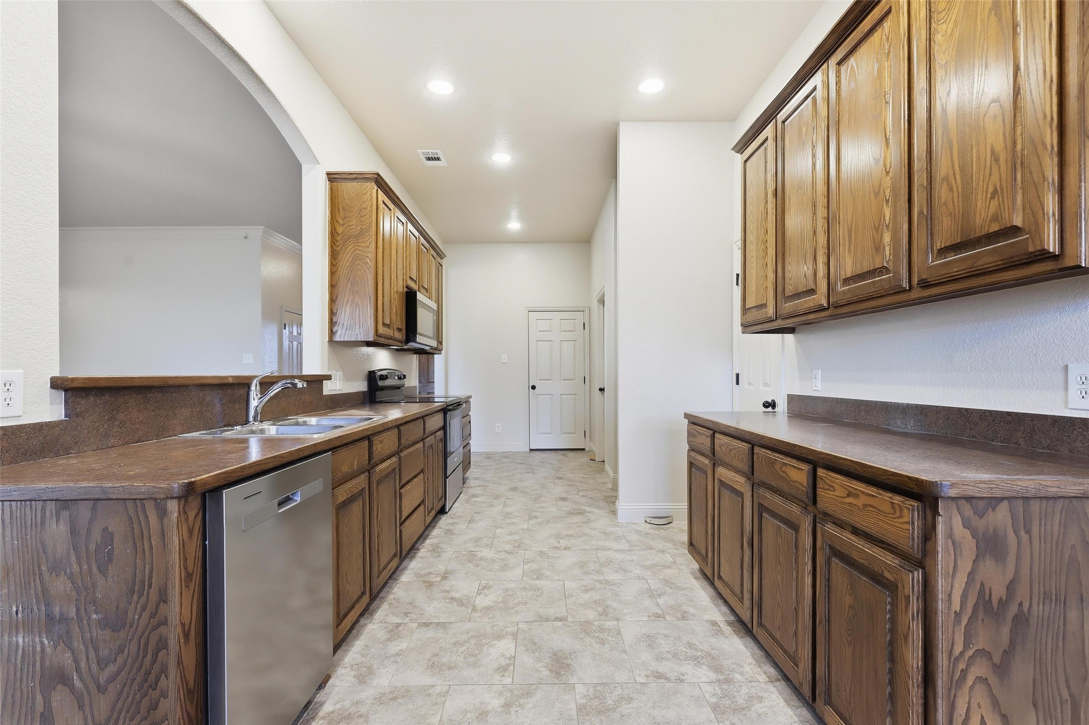 413 Lighthouse Court