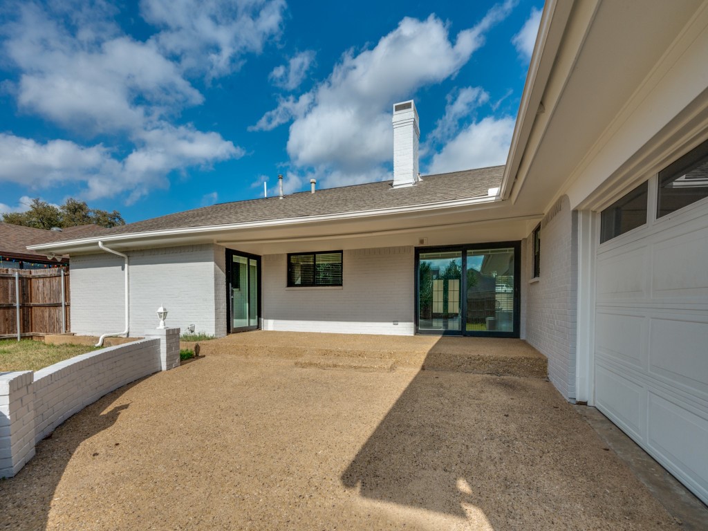 3414 Country Club Road