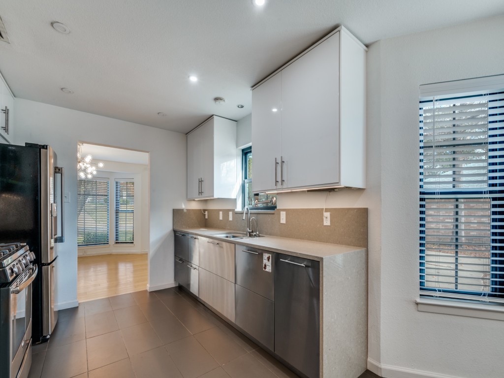 3414 Country Club Road