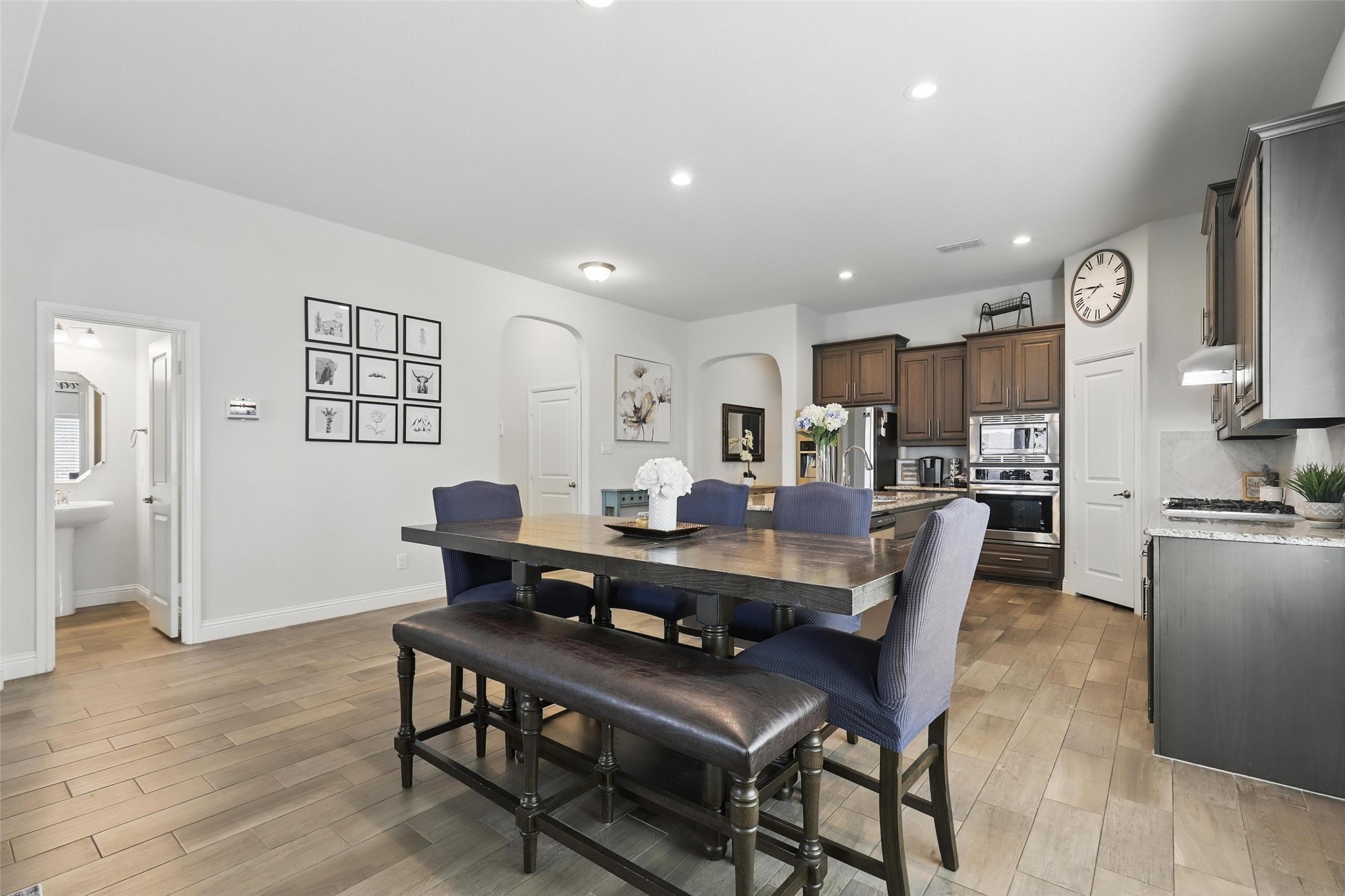 14825 Complacent Way