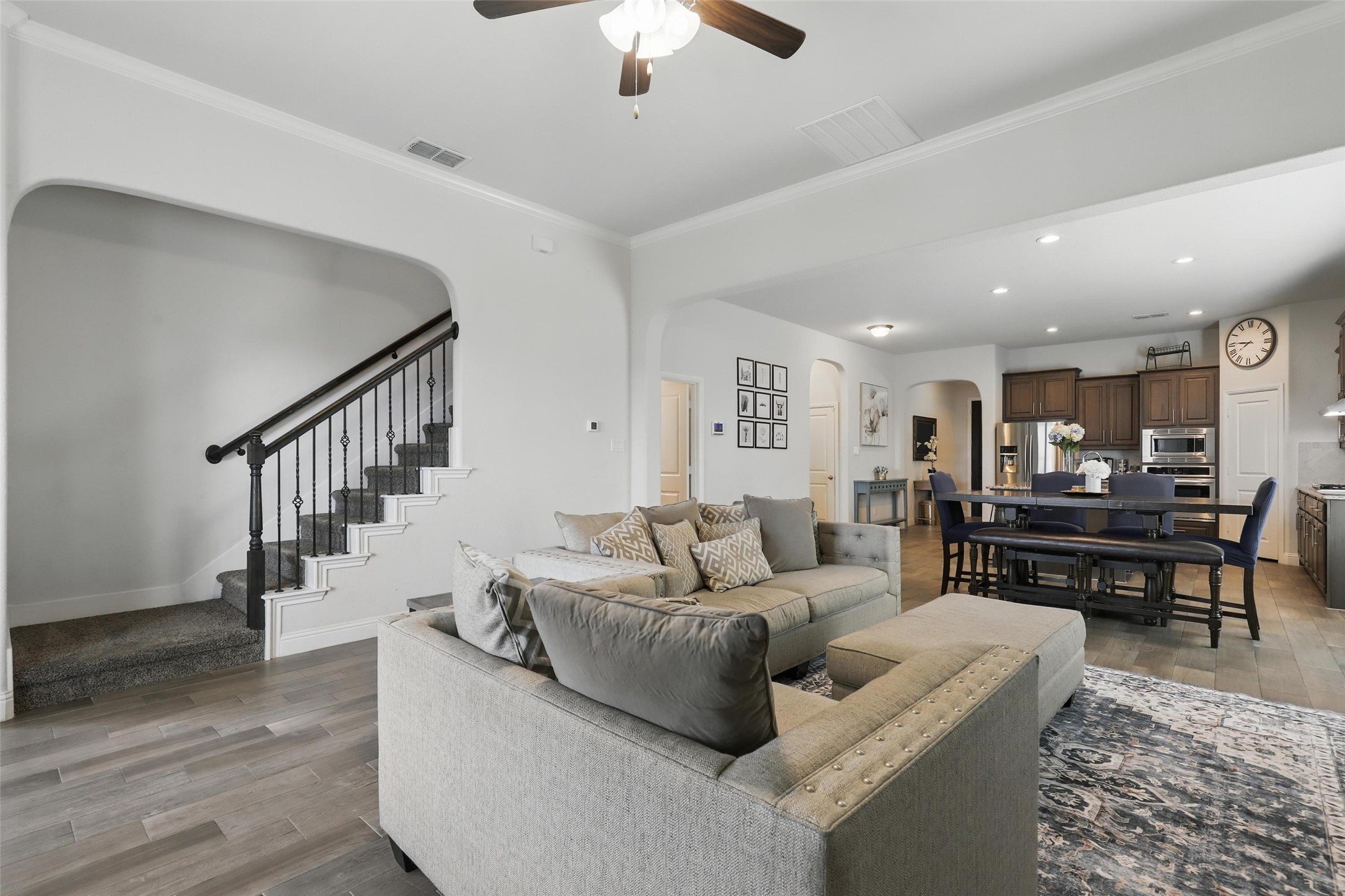 14825 Complacent Way