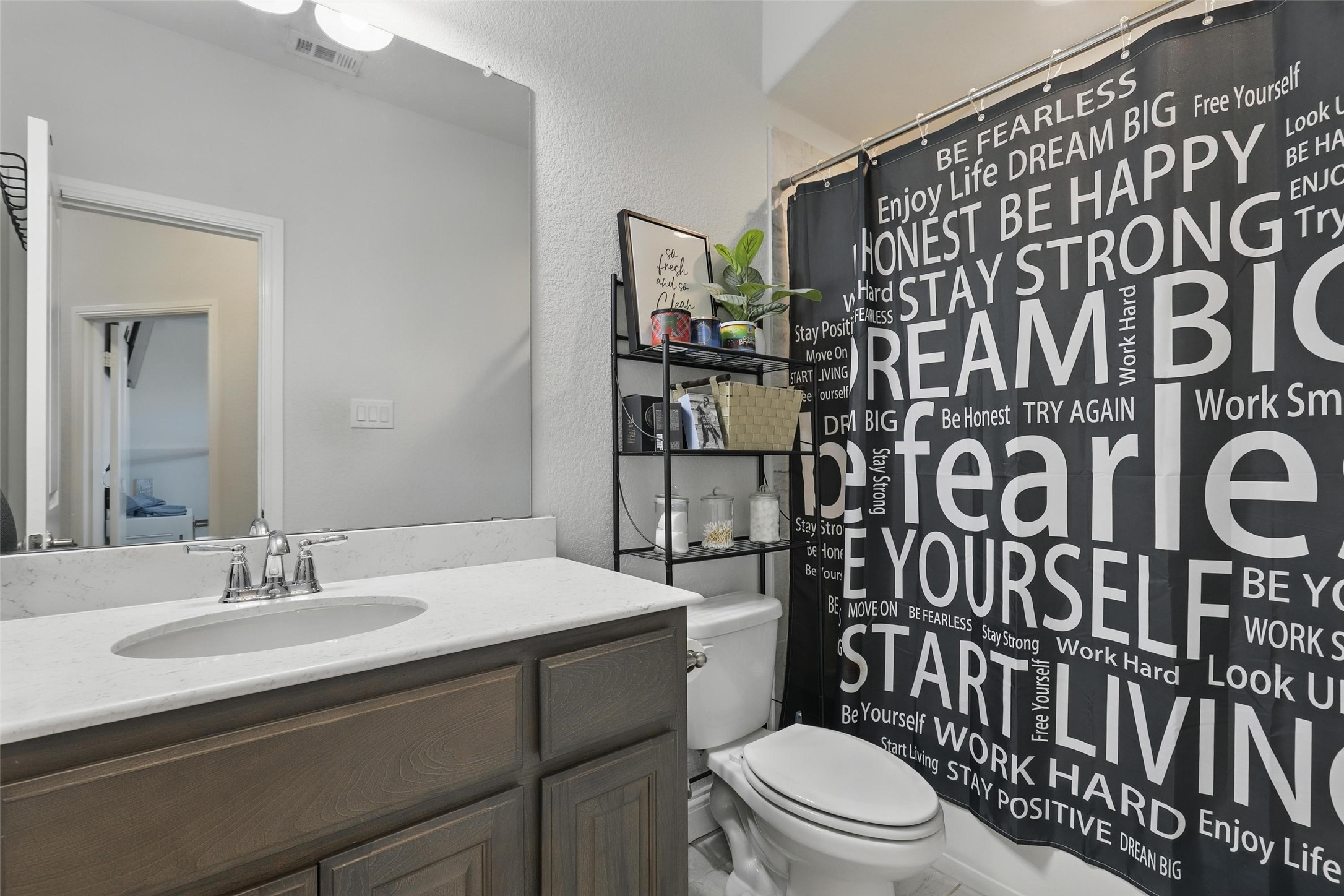 14825 Complacent Way