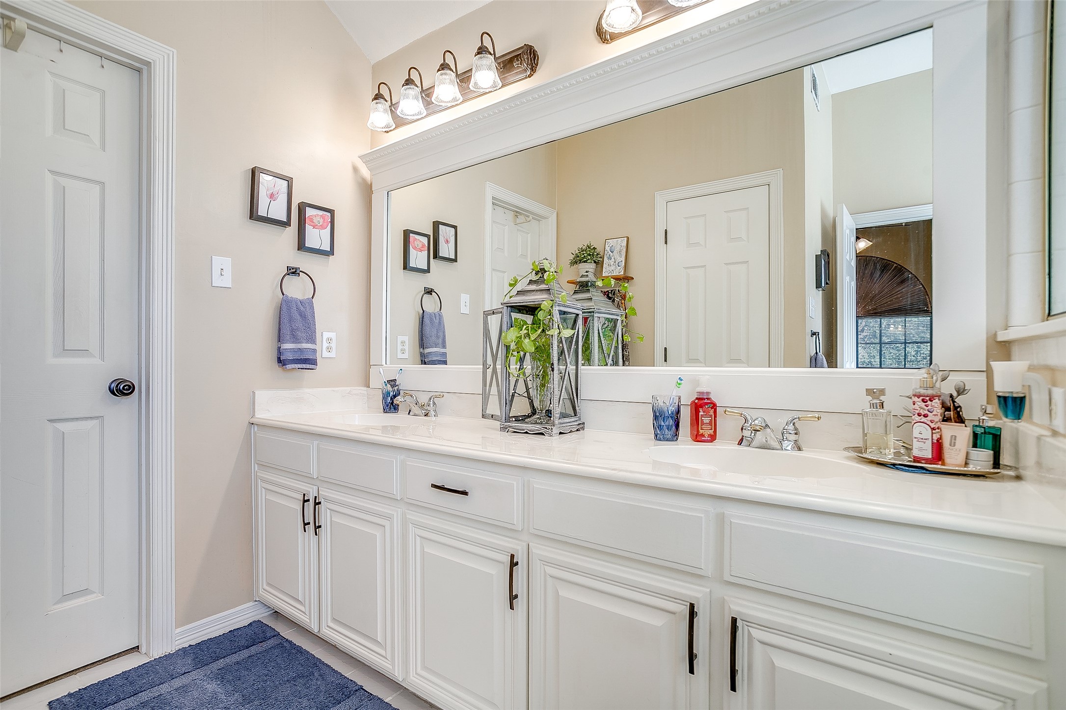 435 Arbor Lawn Drive