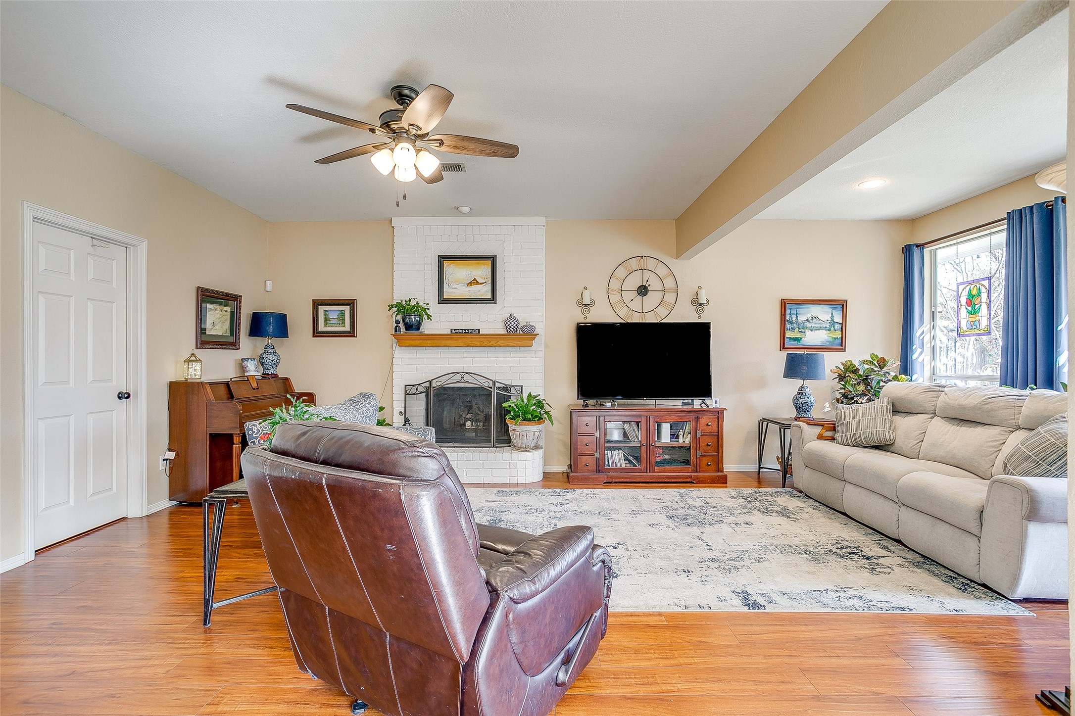 435 Arbor Lawn Drive