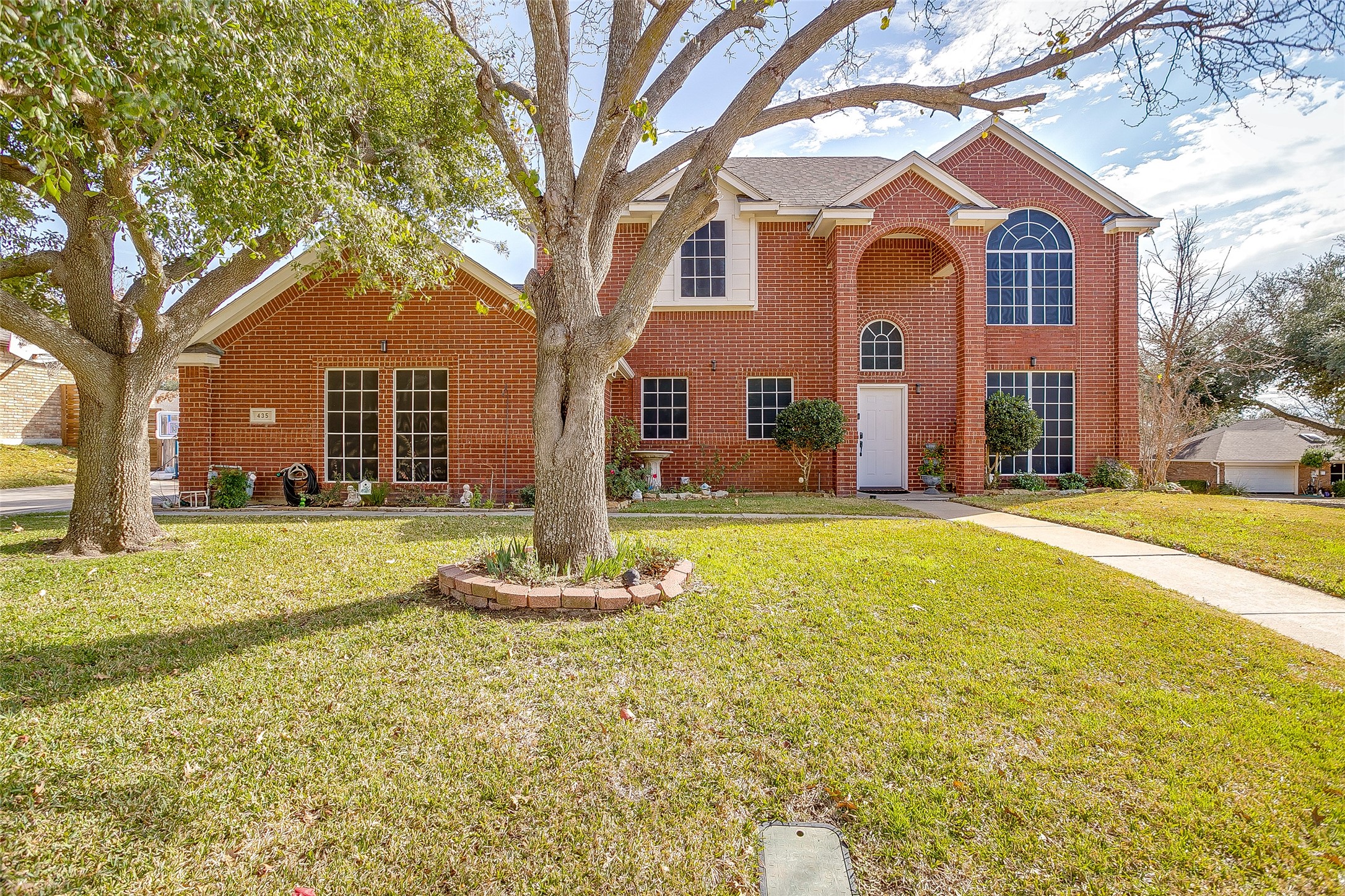 435 Arbor Lawn Drive